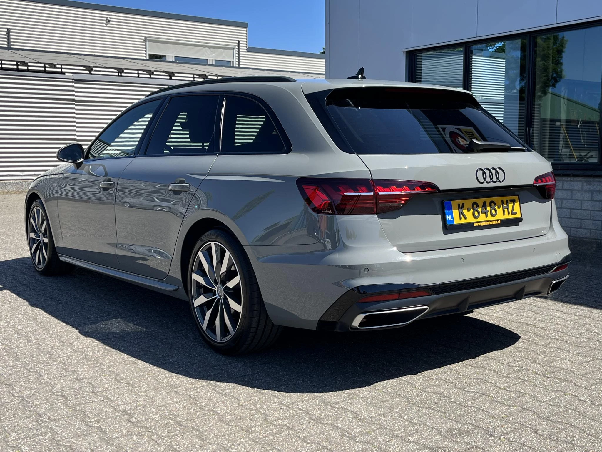 Hoofdafbeelding Audi A4