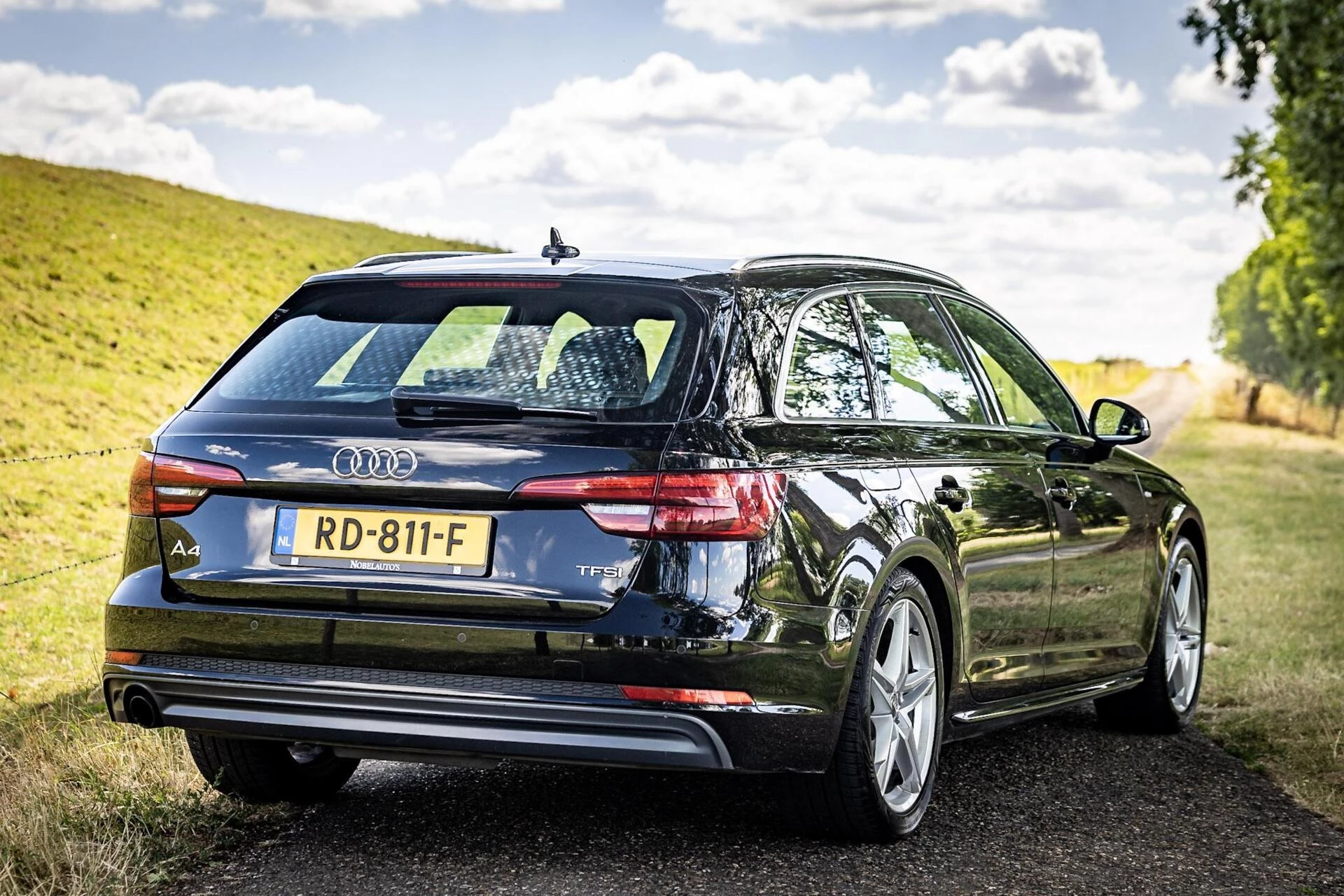 Hoofdafbeelding Audi A4