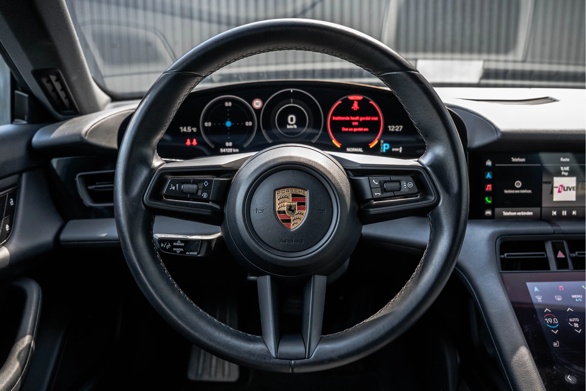Hoofdafbeelding Porsche Taycan
