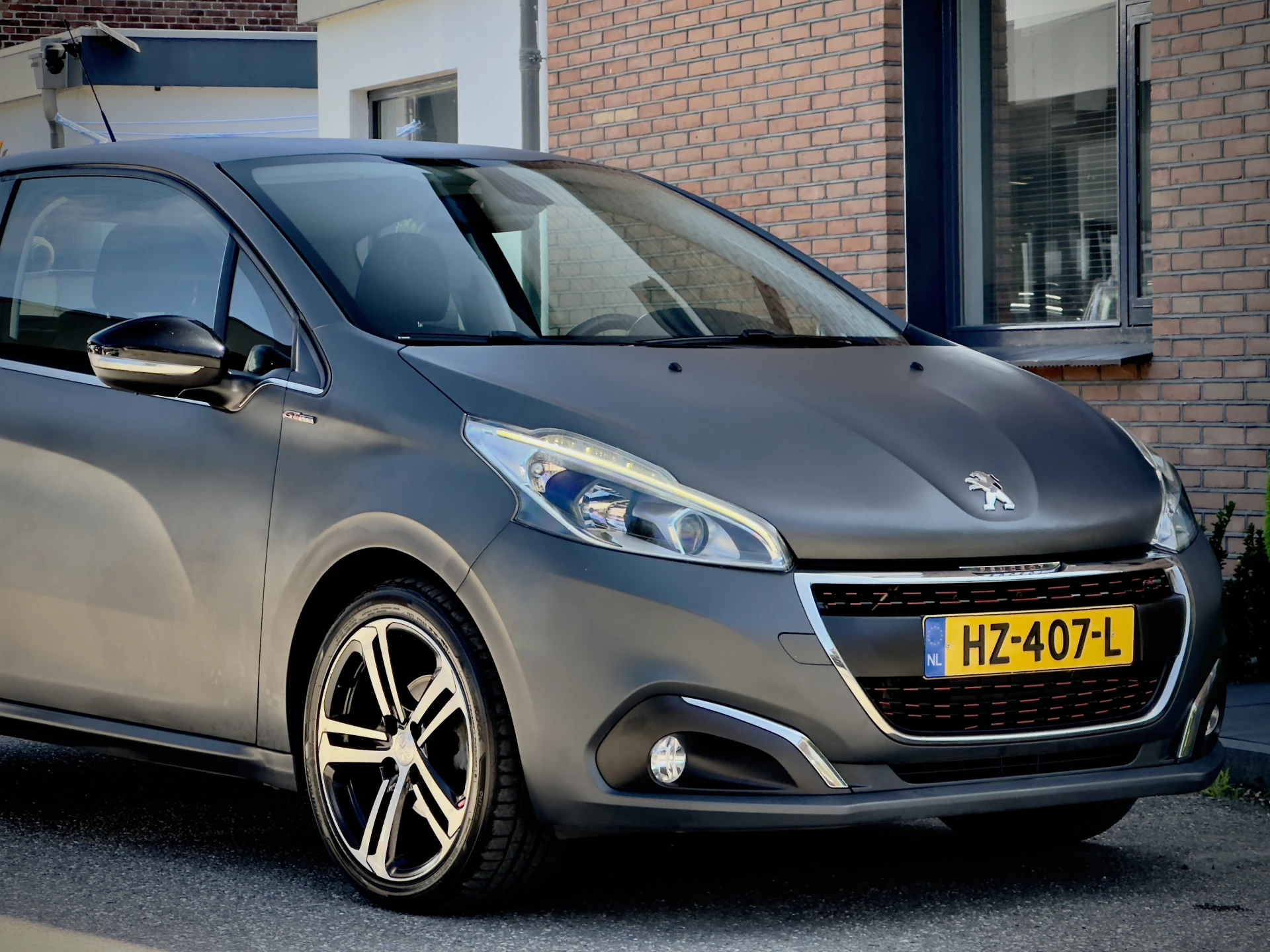 Hoofdafbeelding Peugeot 208