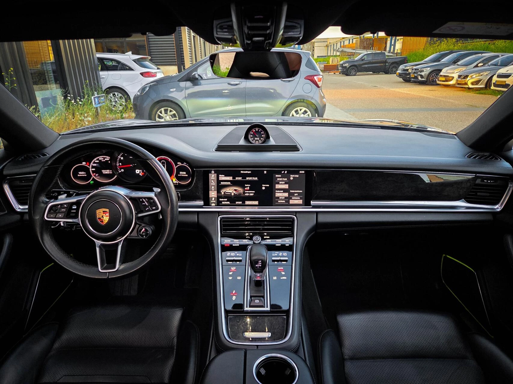 Hoofdafbeelding Porsche Panamera