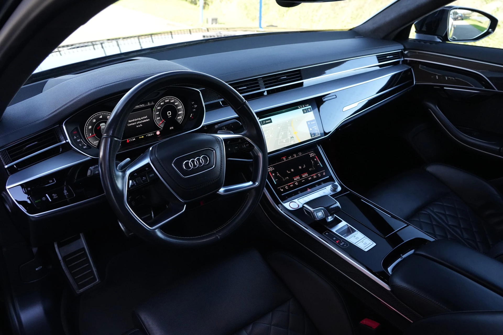 Hoofdafbeelding Audi S8