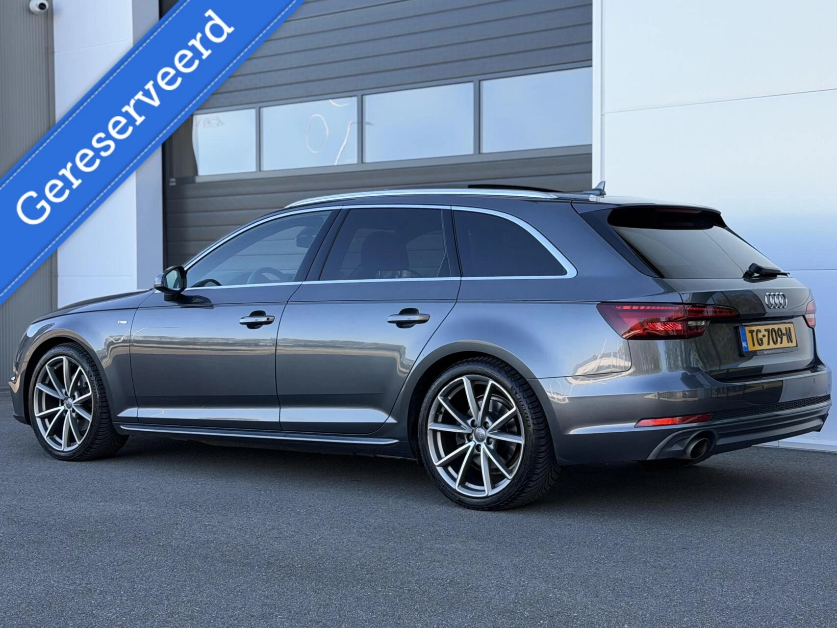 Hoofdafbeelding Audi A4