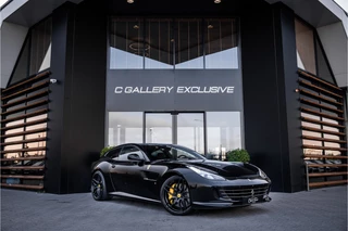 Ferrari GTC4Lusso T 3.9 V8 - Nero Daytona | Passenger Display | Lift | Stoelkoeling | Memory