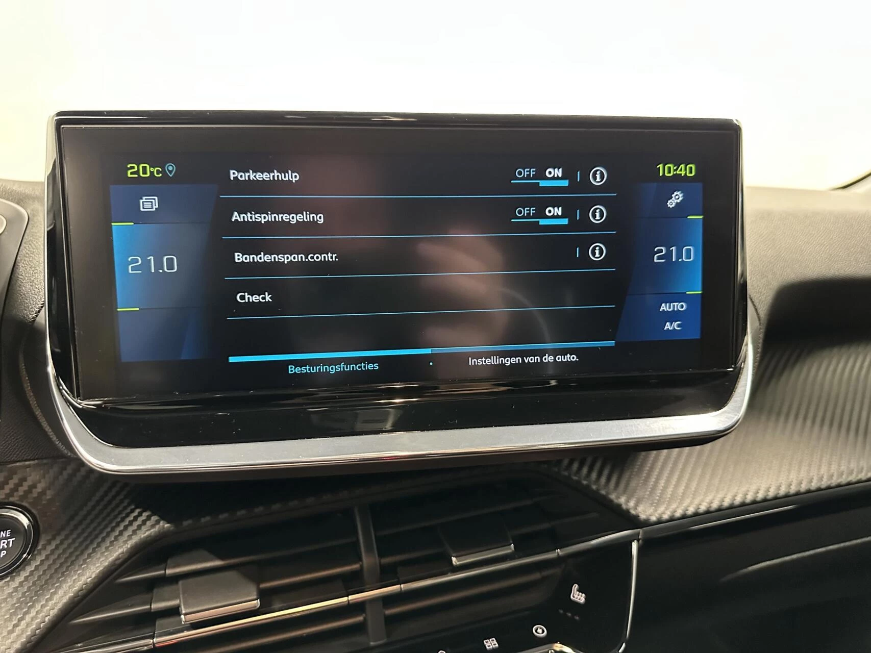Hoofdafbeelding Peugeot e-208