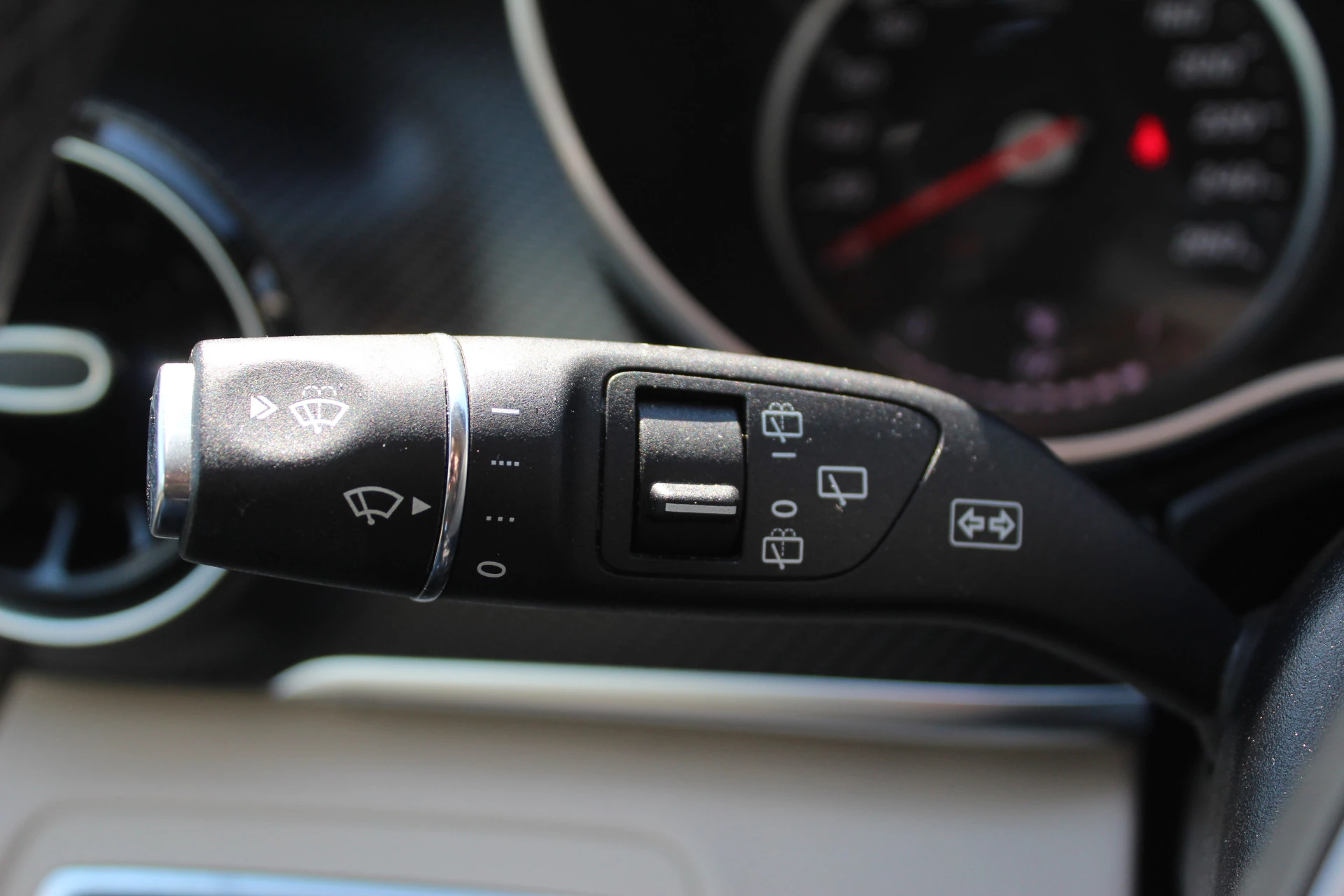 Hoofdafbeelding Mercedes-Benz Marco Polo