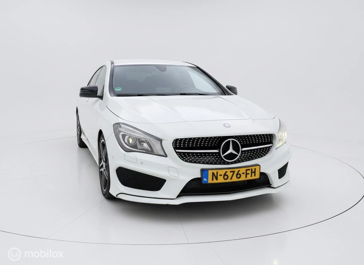 Hoofdafbeelding Mercedes-Benz CLA