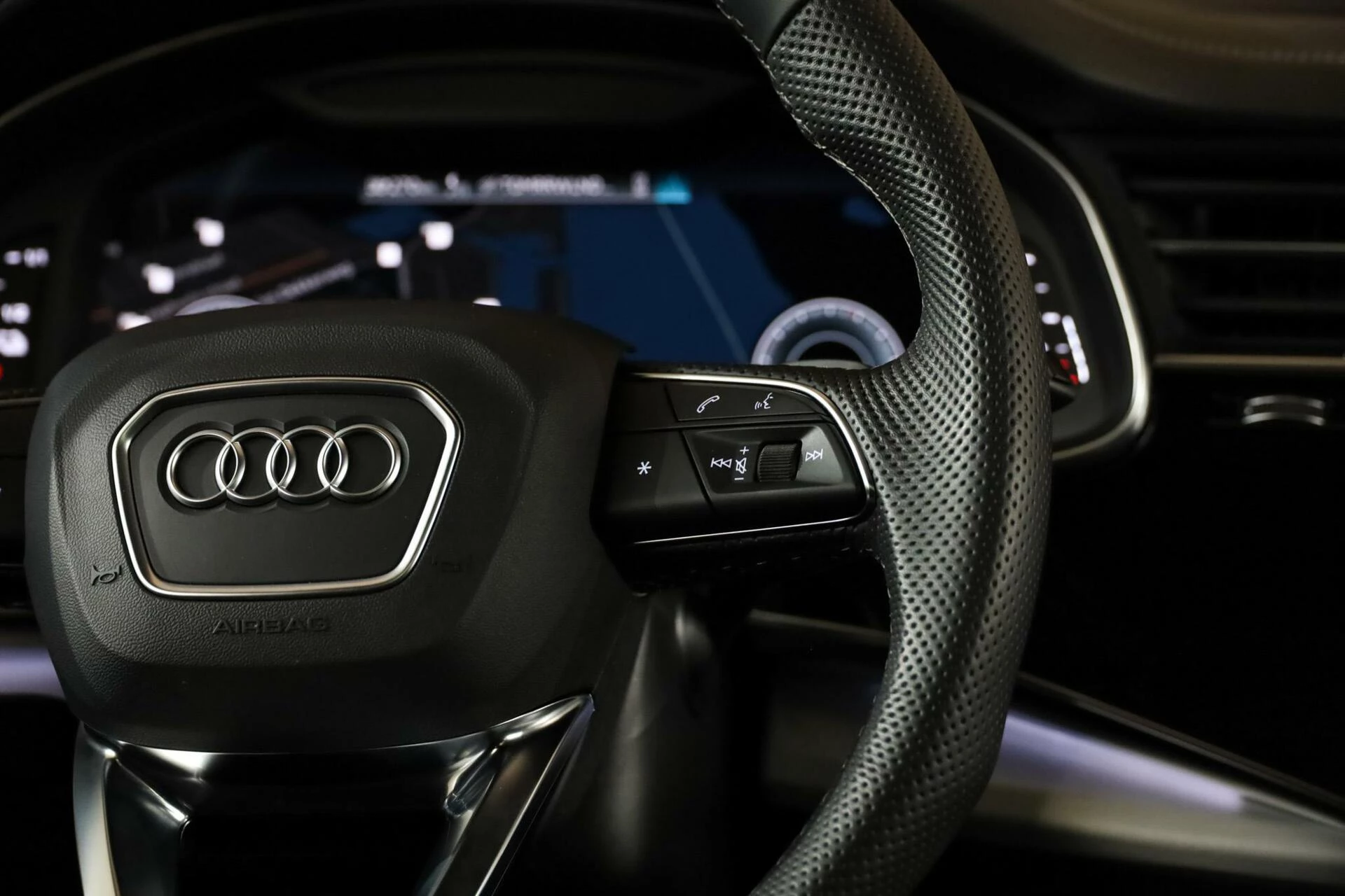 Hoofdafbeelding Audi Q8