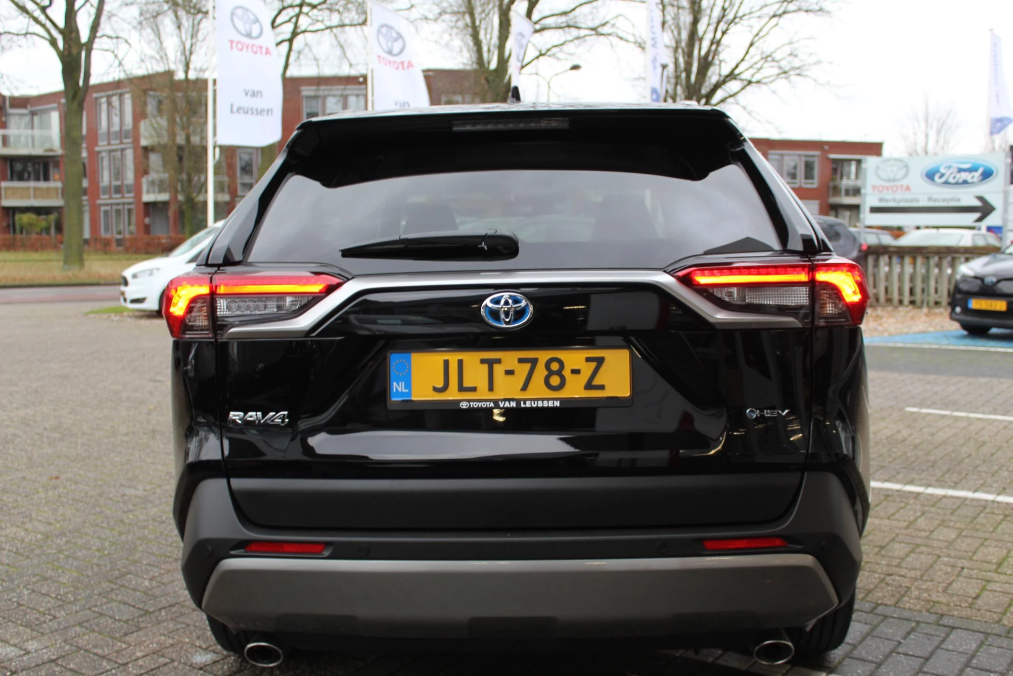 Hoofdafbeelding Toyota RAV4