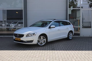 Volvo V60 2.4 D6 AWD AUT Plug-In Hybrid SUMMUM/1e eig/dealeronderh./orig.nl