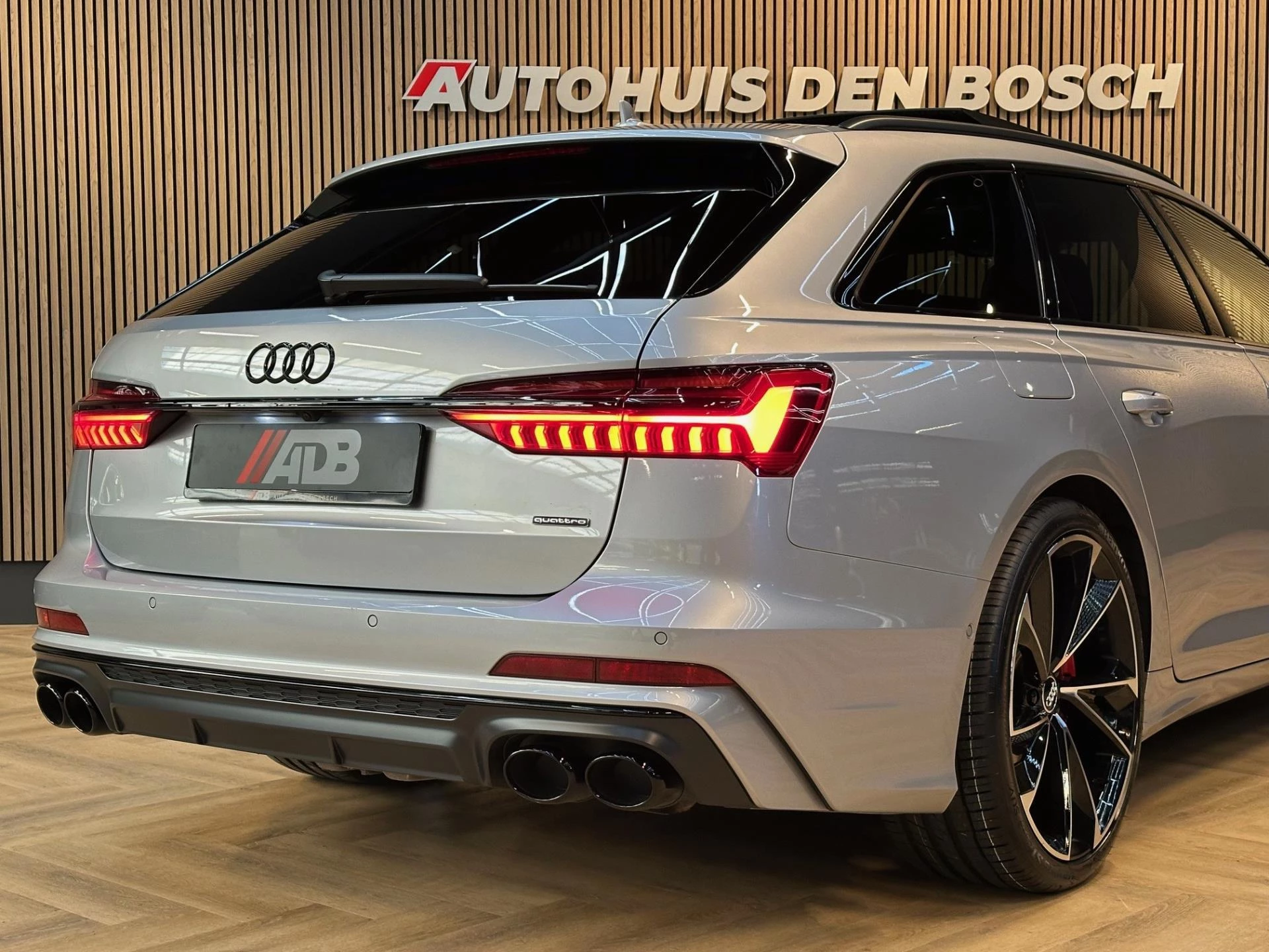 Hoofdafbeelding Audi A6