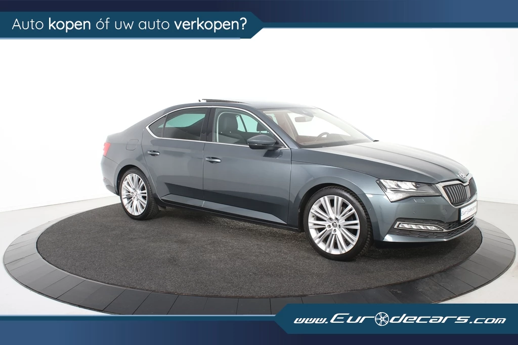 Hoofdafbeelding Škoda Superb