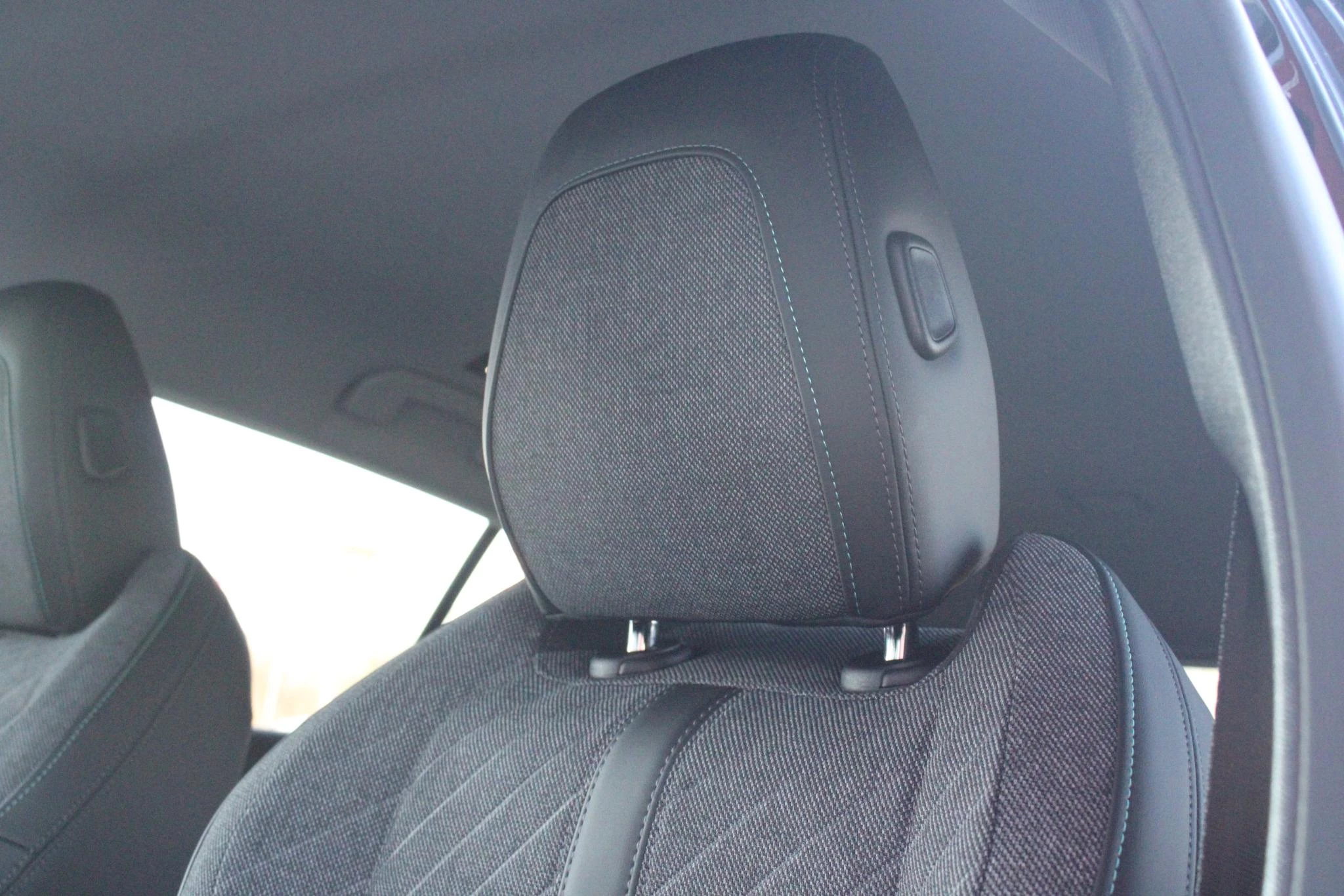 Hoofdafbeelding Peugeot 408