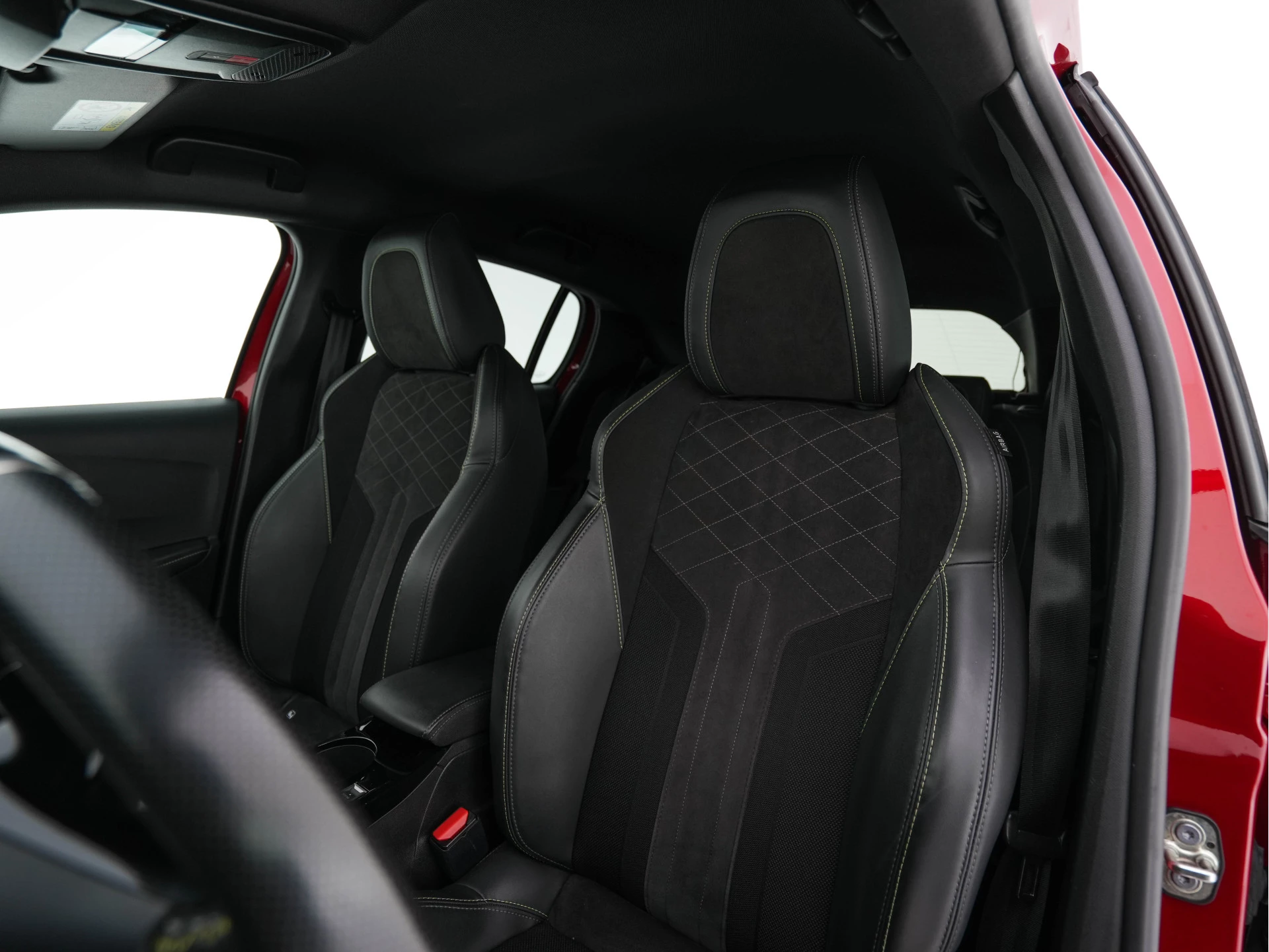 Hoofdafbeelding Peugeot e-208