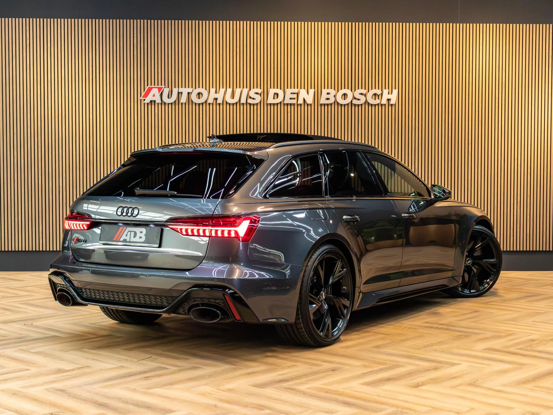 Hoofdafbeelding Audi RS6