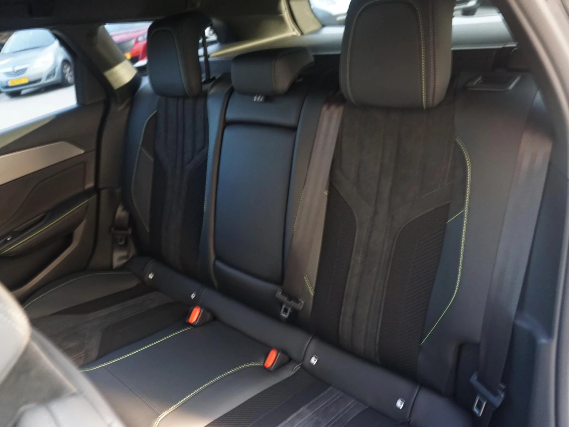 Hoofdafbeelding Peugeot e-308