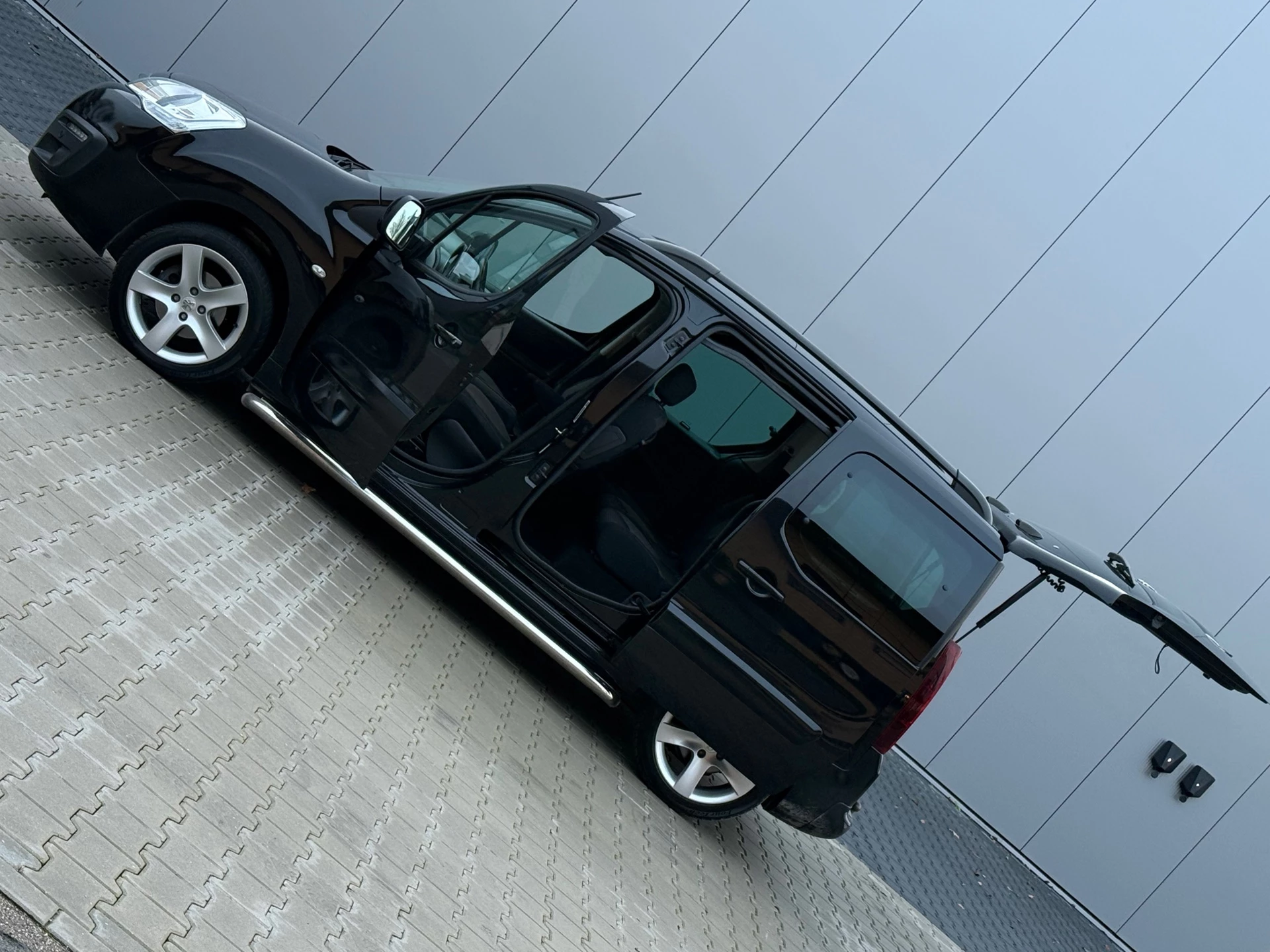 Hoofdafbeelding Peugeot Partner