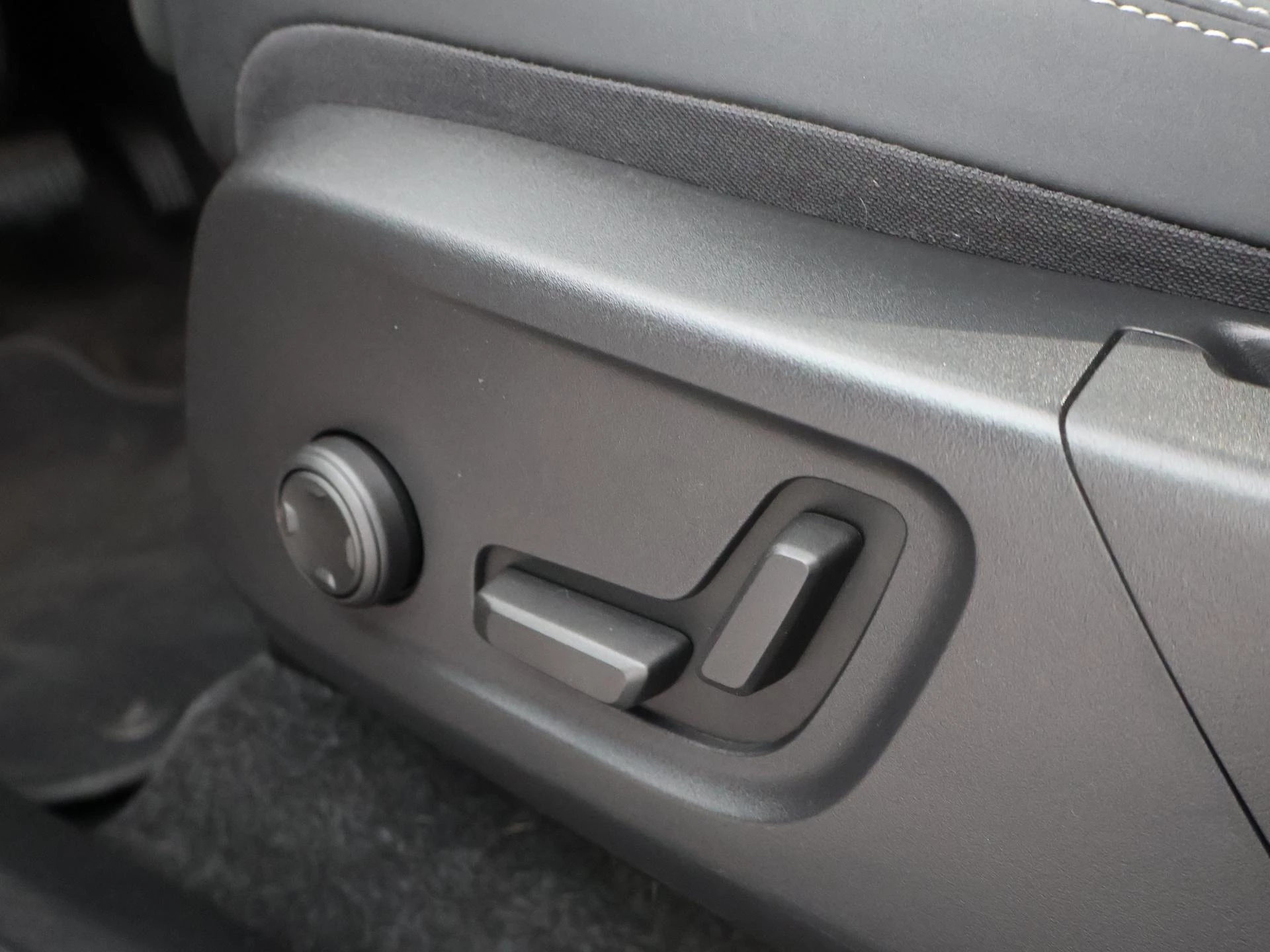 Hoofdafbeelding Volvo C40