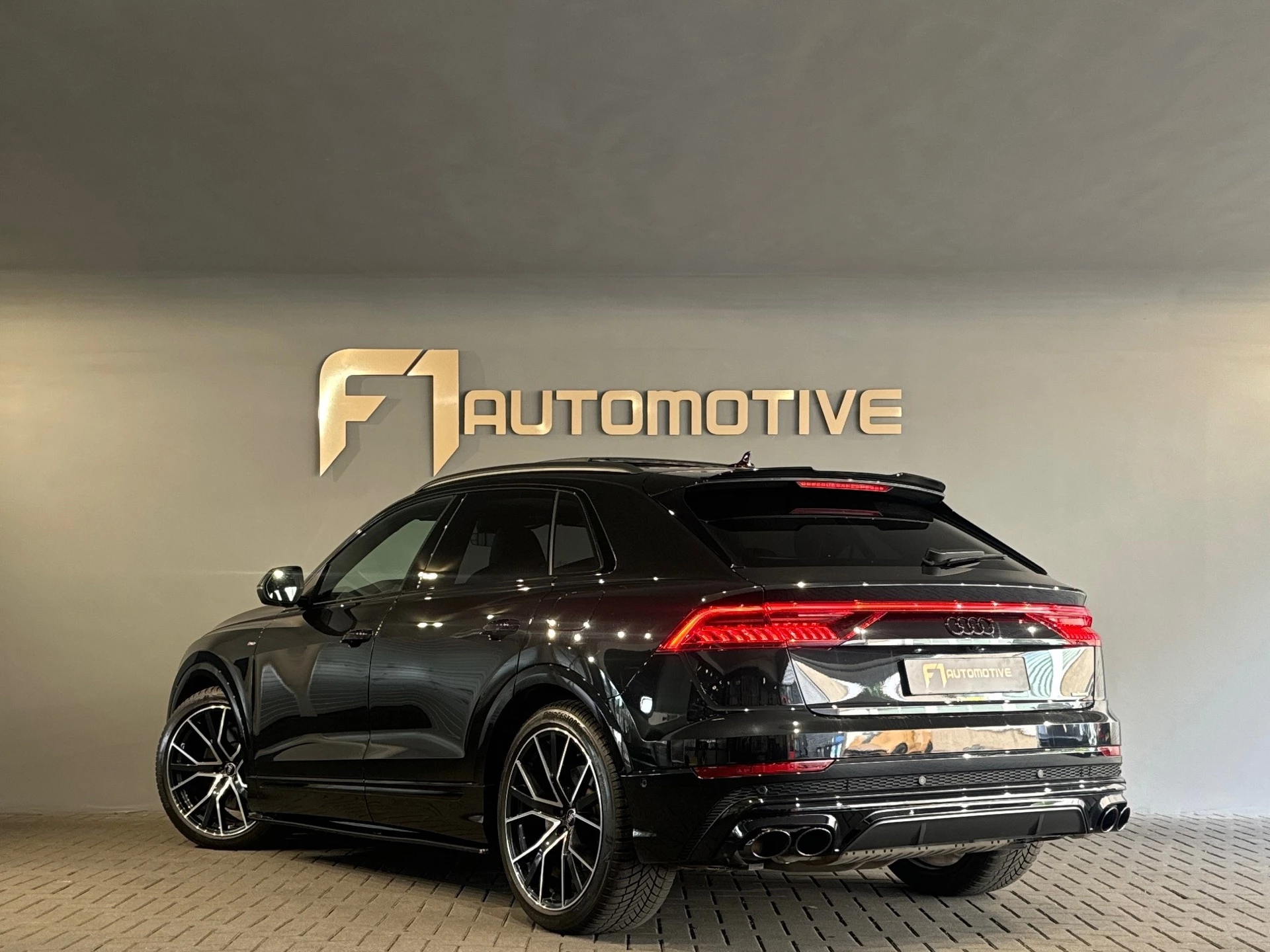 Hoofdafbeelding Audi Q8