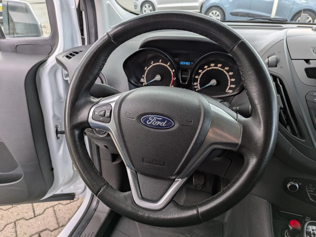 Hoofdafbeelding Ford Transit Courier