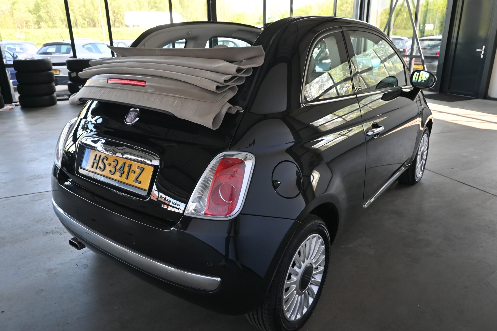 Hoofdafbeelding Fiat 500C