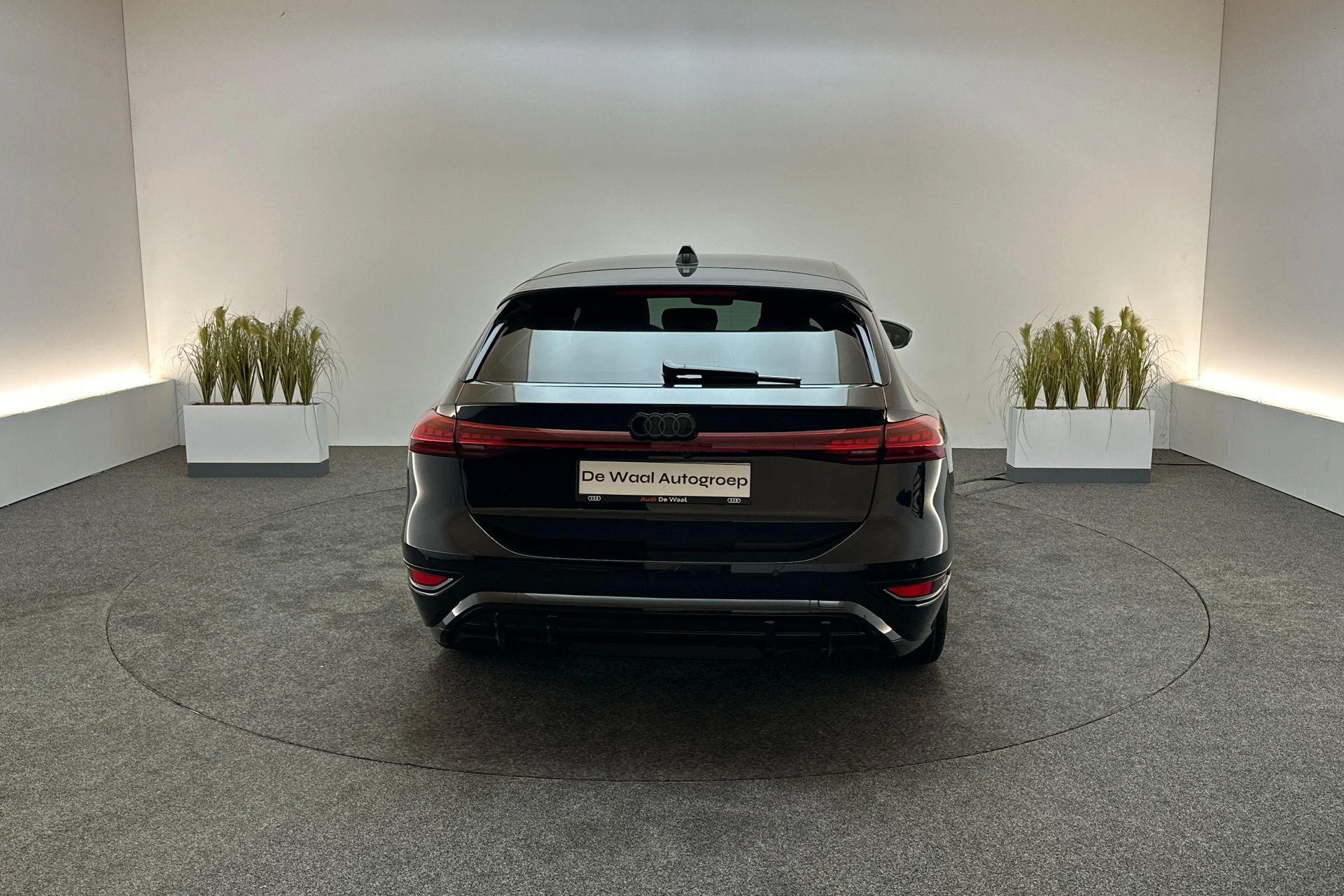 Hoofdafbeelding Audi A6 Avant e-tron