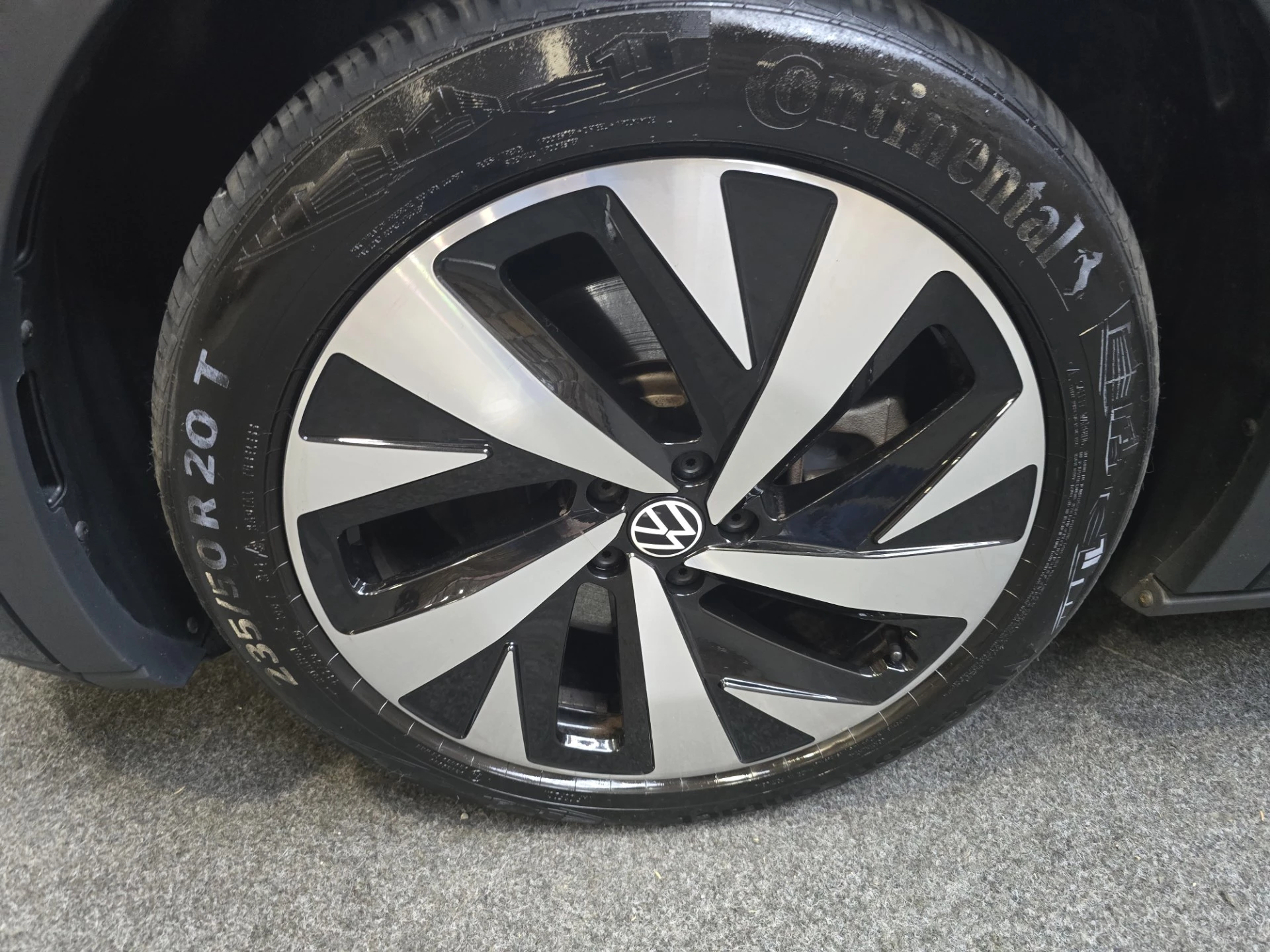 Hoofdafbeelding Volkswagen ID.5