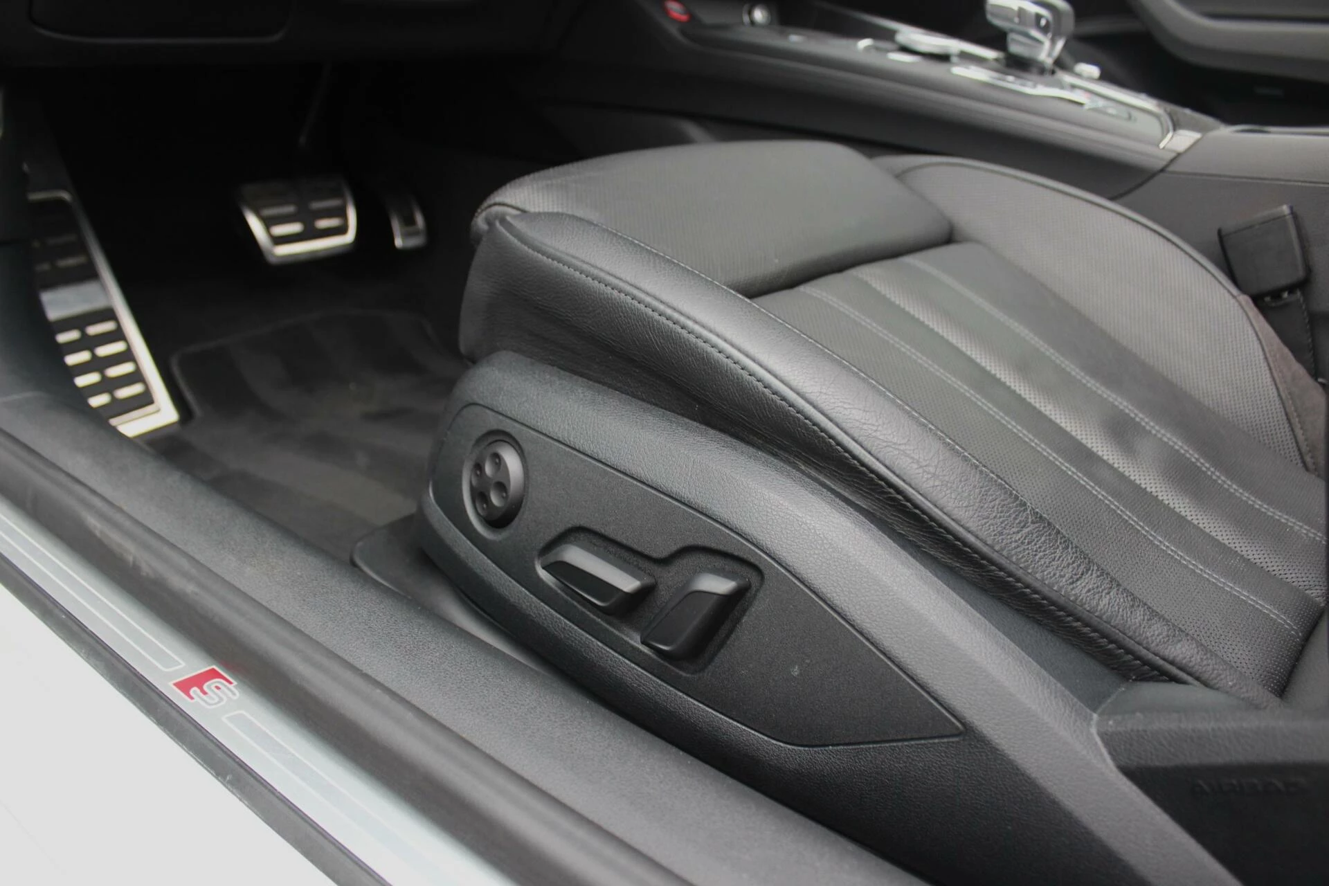 Hoofdafbeelding Audi S5