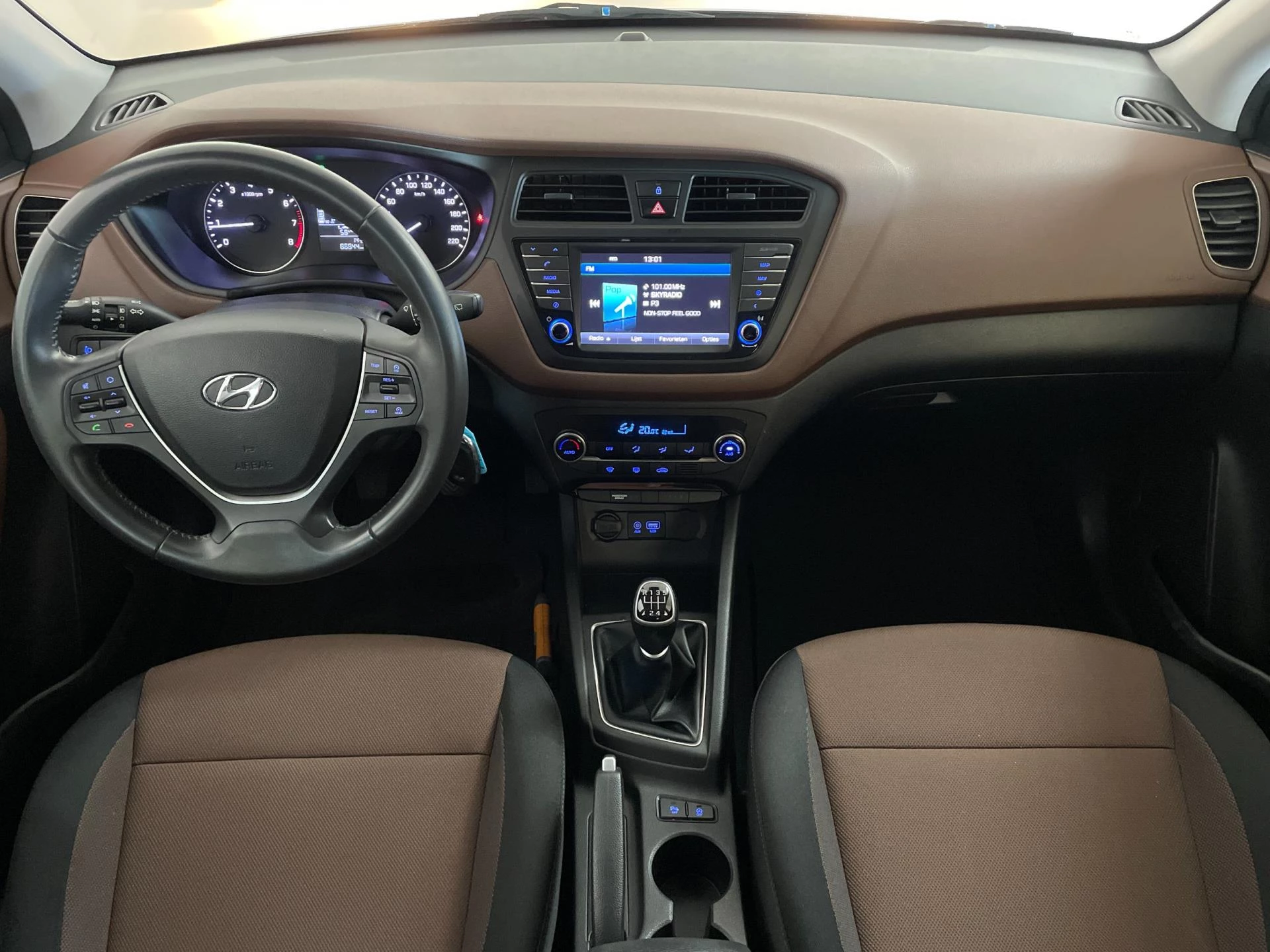 Hoofdafbeelding Hyundai i20