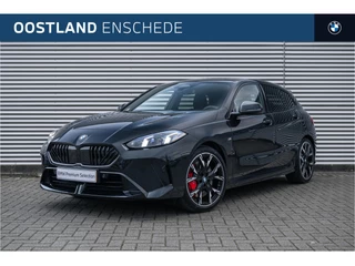 BMW 1 Serie 120 M Sport Automaat / Panoramadak / Sportstoelen / Achteruitrijcamera / M Adaptief onderstel / Comfort Access / Adaptieve LED / Harman-Kardon