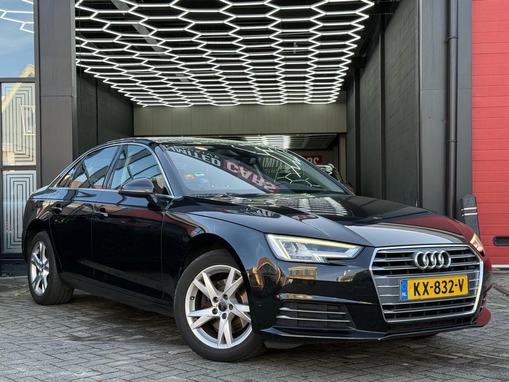 Hoofdafbeelding Audi A4
