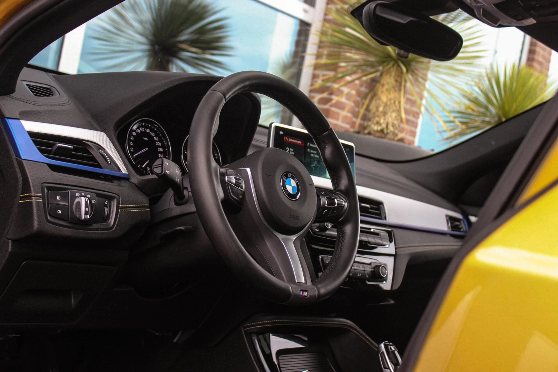 Hoofdafbeelding BMW X2