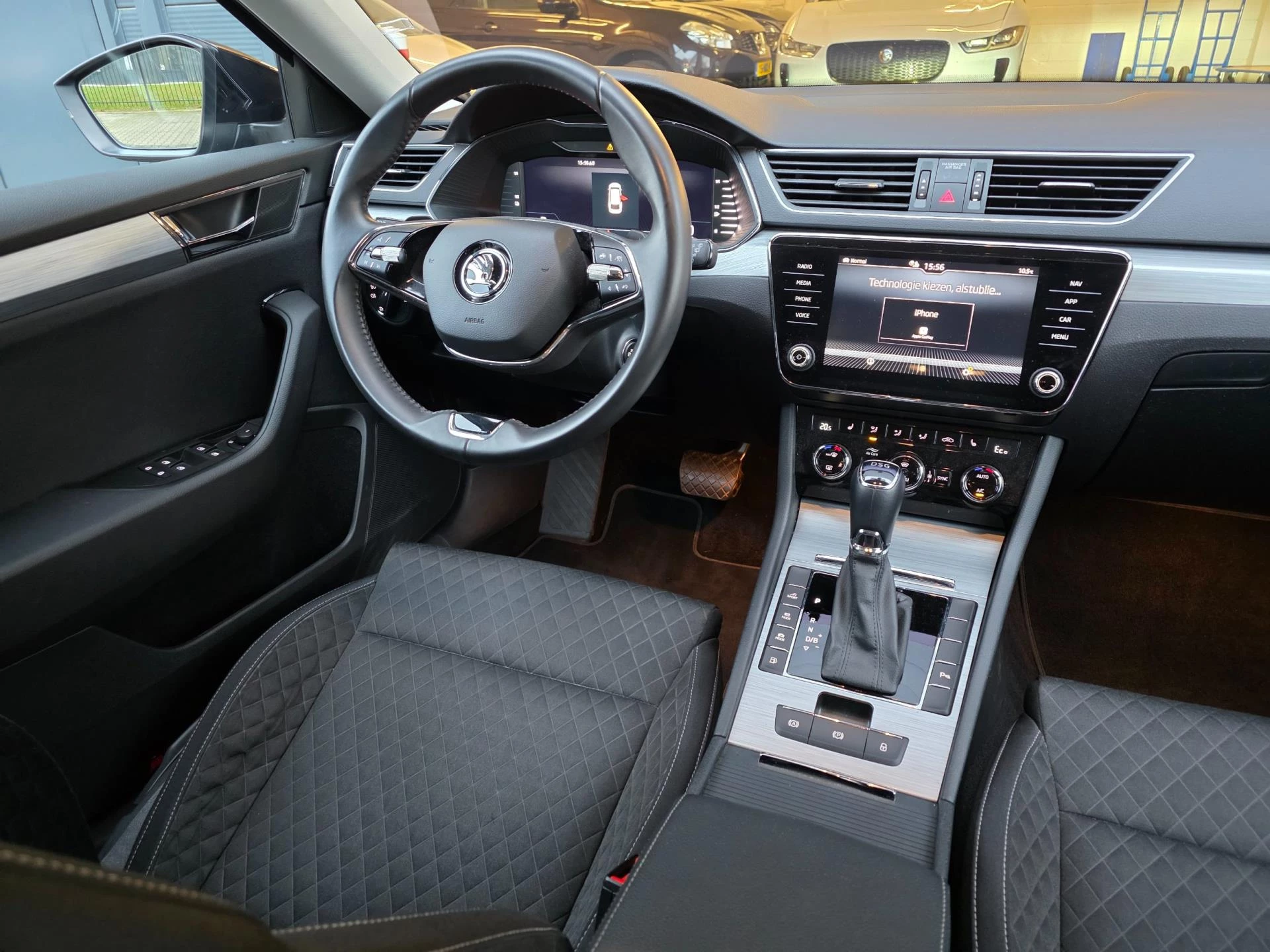 Hoofdafbeelding Škoda Superb