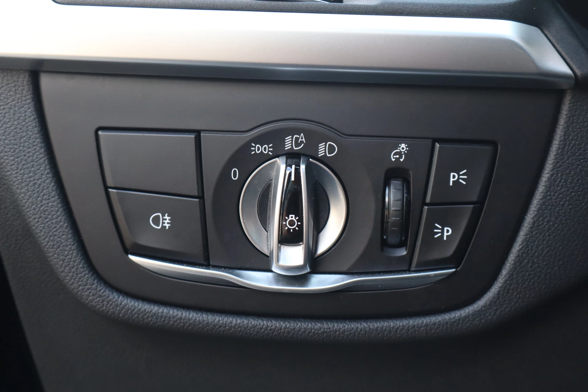 Hoofdafbeelding BMW iX3
