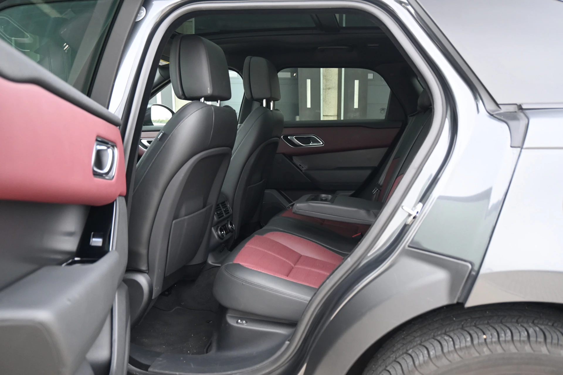 Hoofdafbeelding Land Rover Range Rover Velar