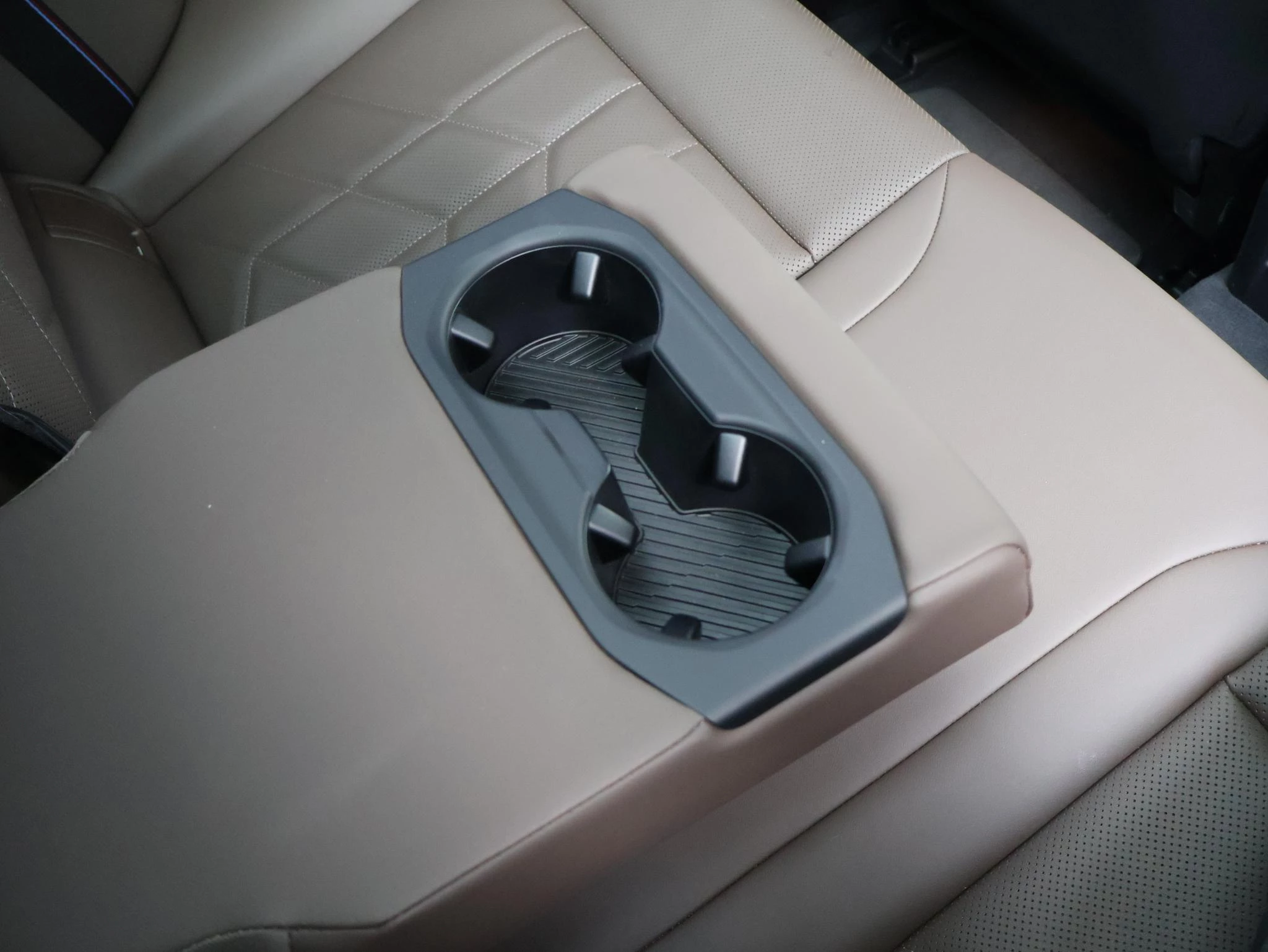 Hoofdafbeelding BMW i5