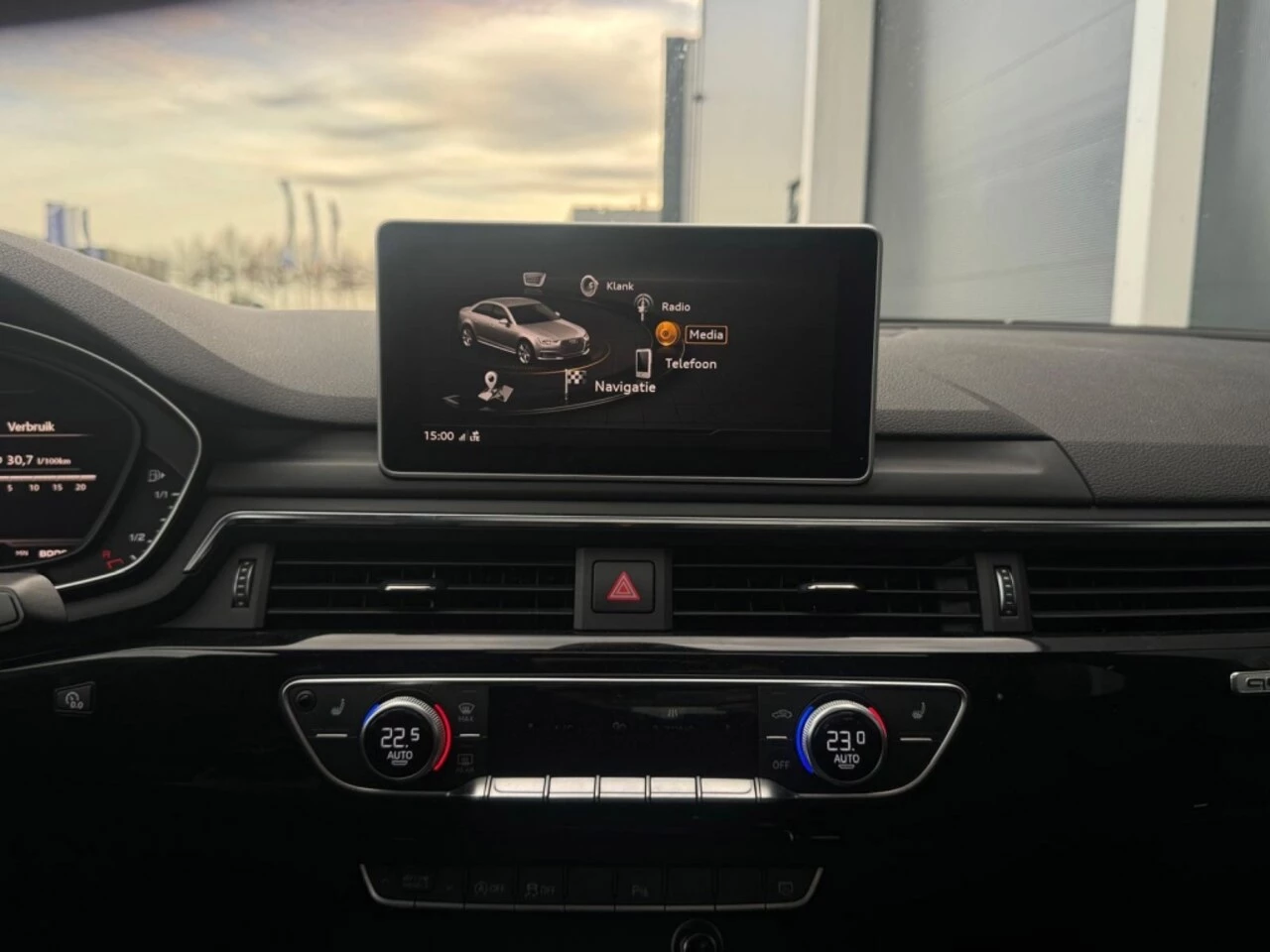 Hoofdafbeelding Audi S4