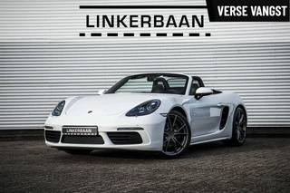 Hoofdafbeelding Porsche 718 Porsche 718 Boxster 2.0 | Bose | Sportuitlaat | PDLS | PDC | 20 inch |