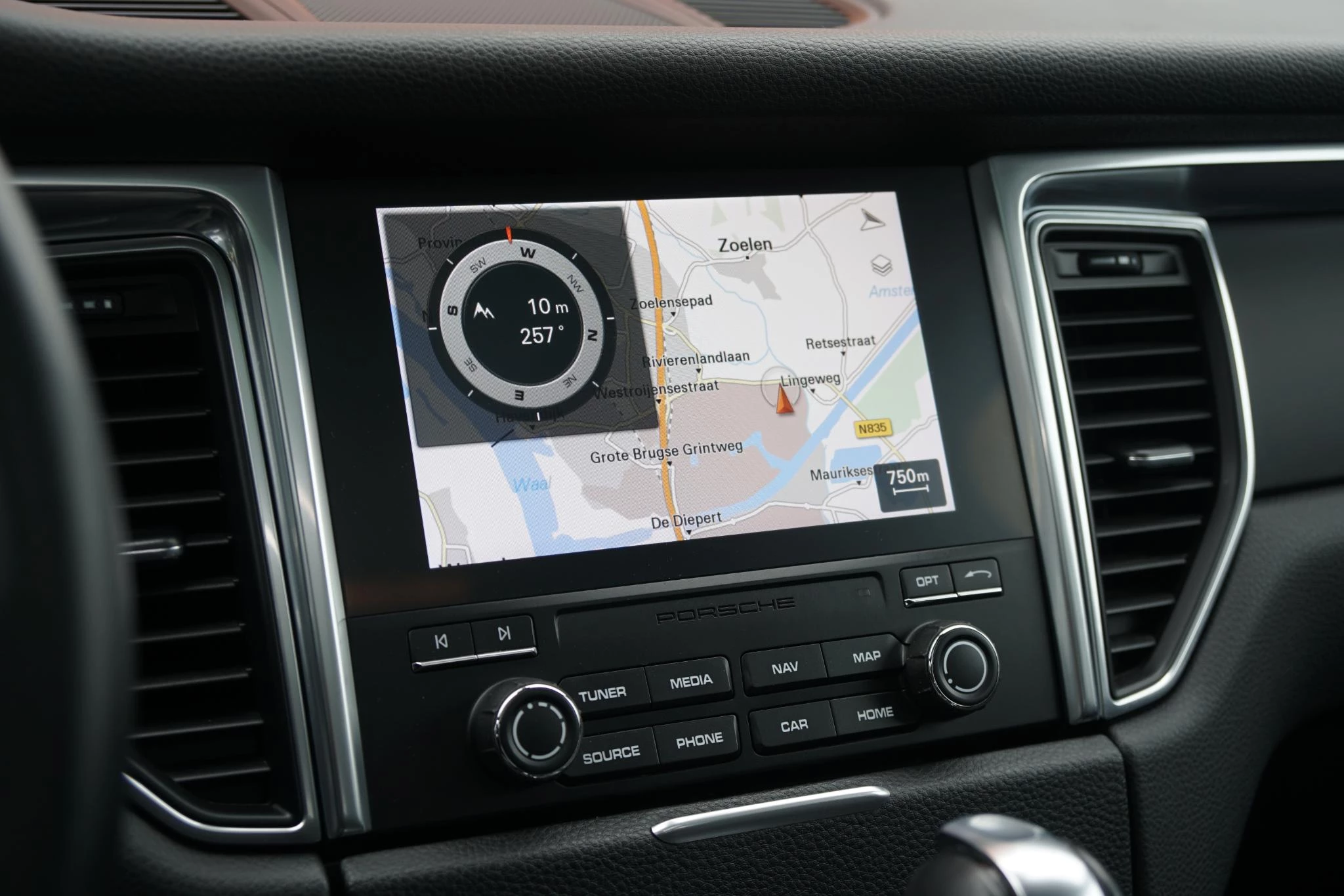 Hoofdafbeelding Porsche Macan