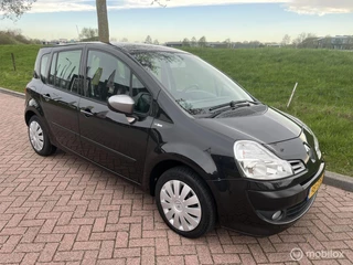 Hoofdafbeelding Renault Grand Modus Renault Grand Modus 1.2-16V Night & Day + Trekhaak