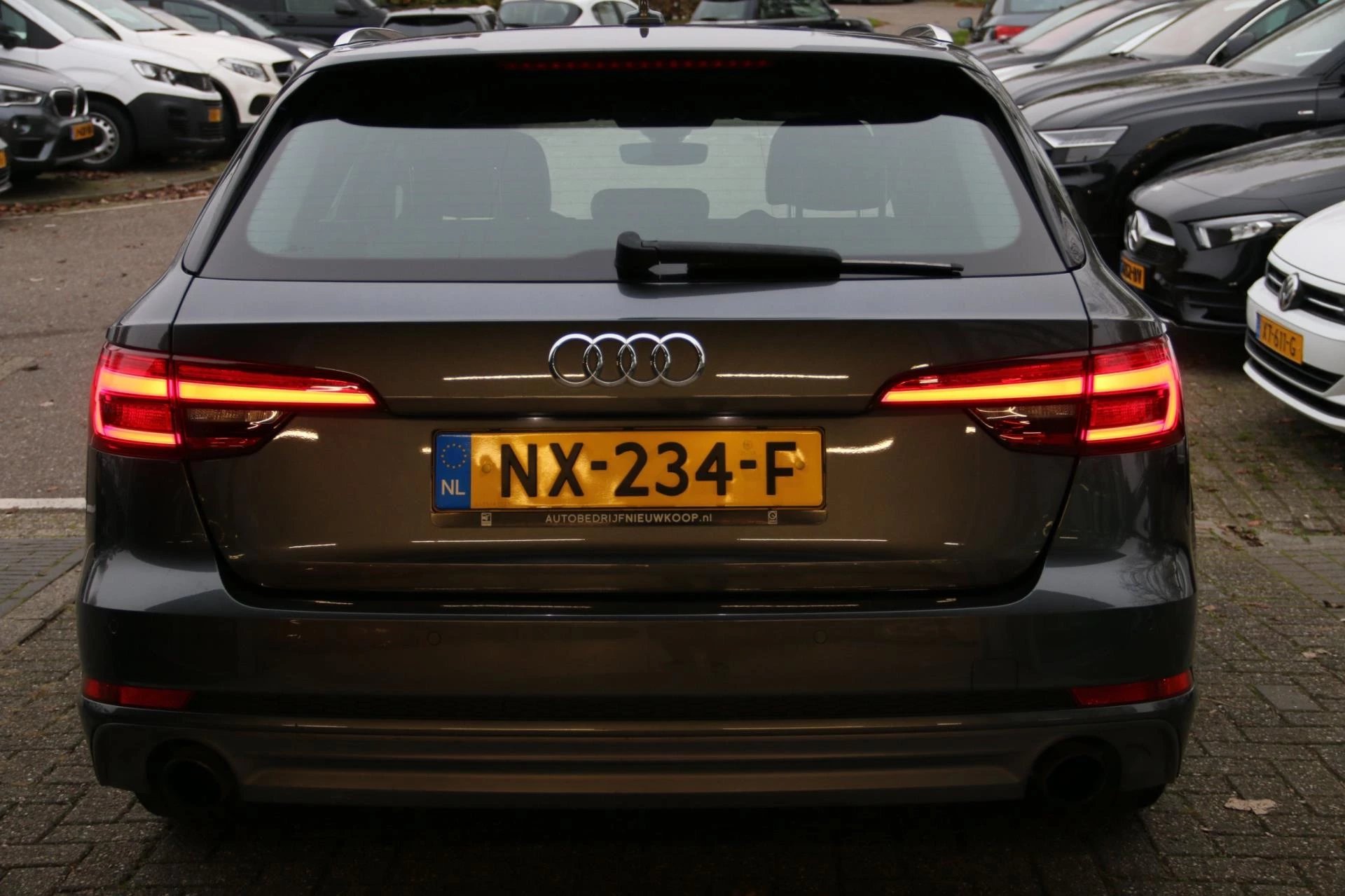 Hoofdafbeelding Audi A4