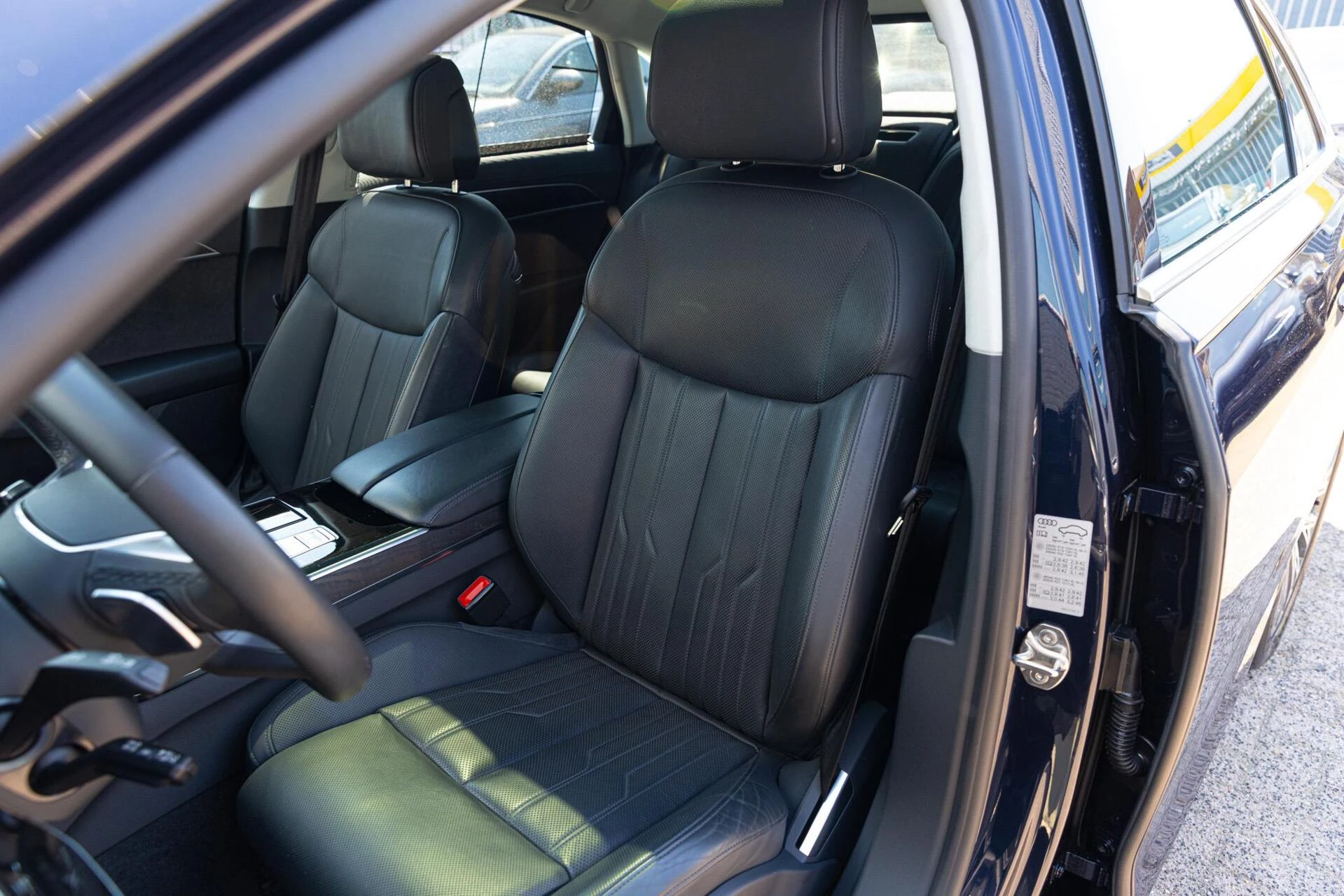Hoofdafbeelding Audi A8