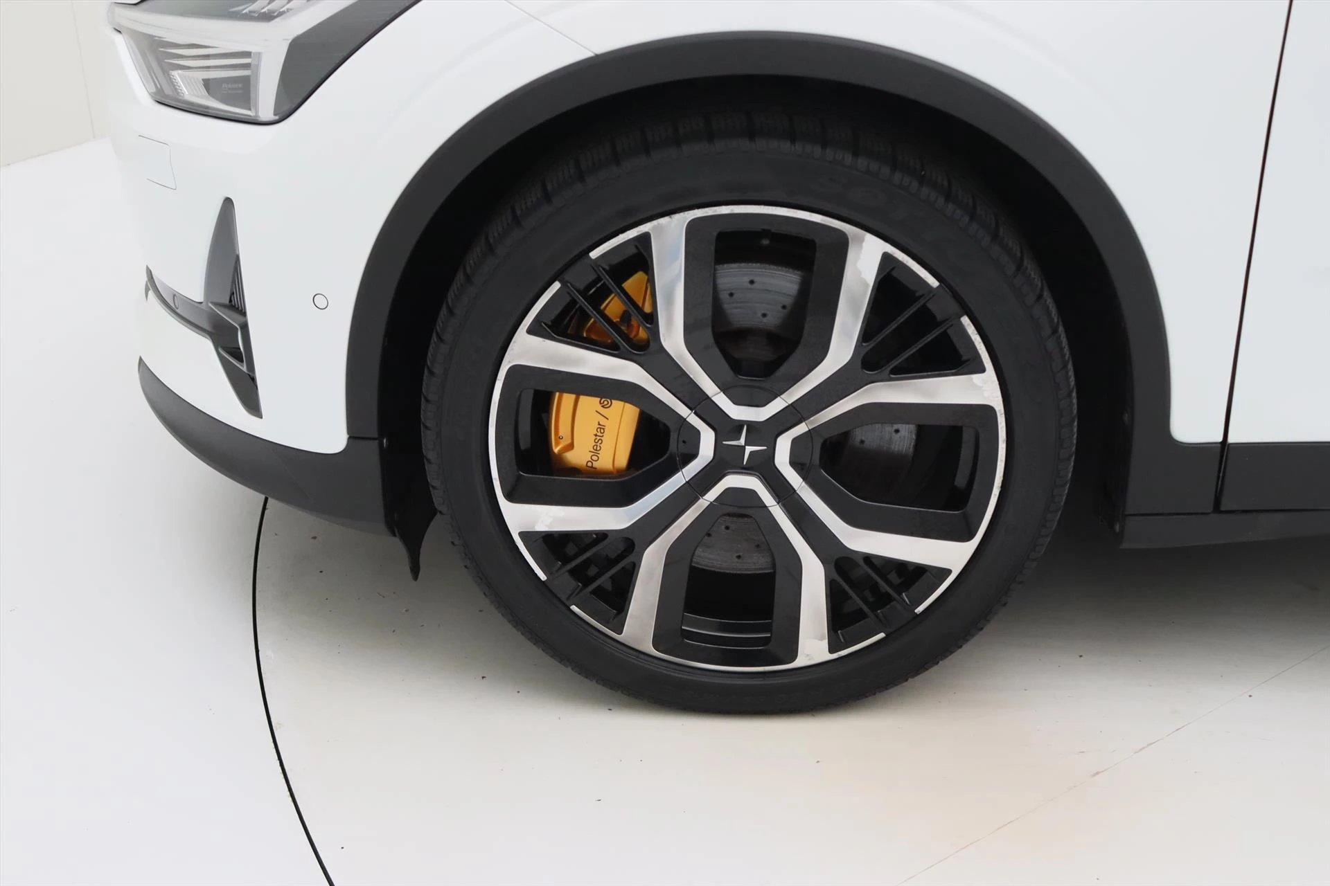 Hoofdafbeelding Polestar 2