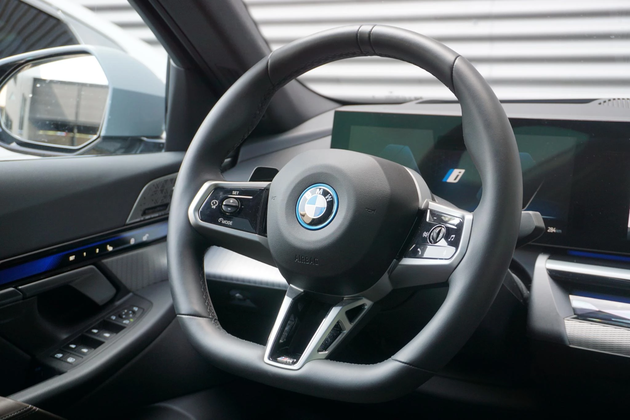 Hoofdafbeelding BMW i5