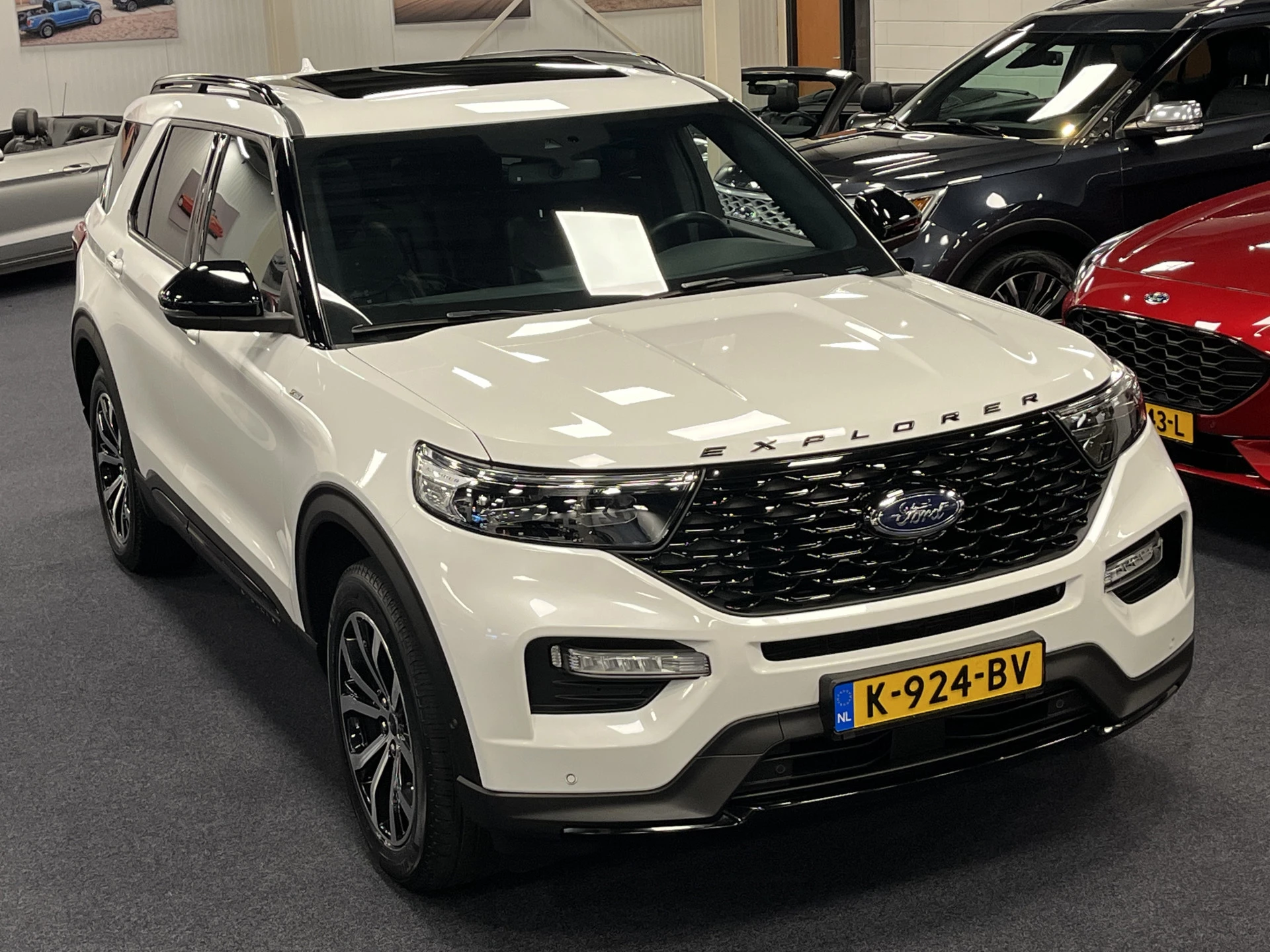 Hoofdafbeelding Ford Explorer