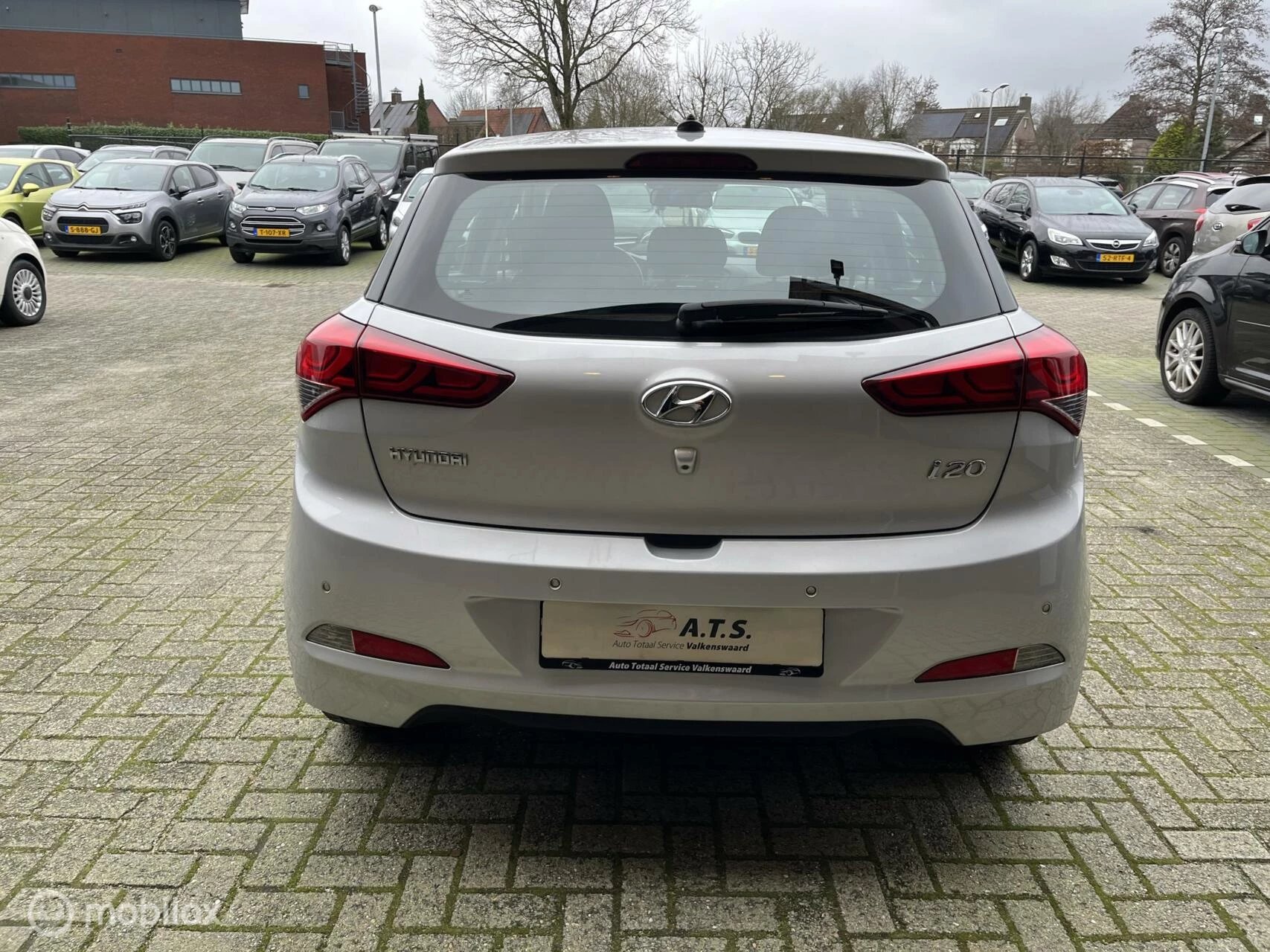 Hoofdafbeelding Hyundai i20