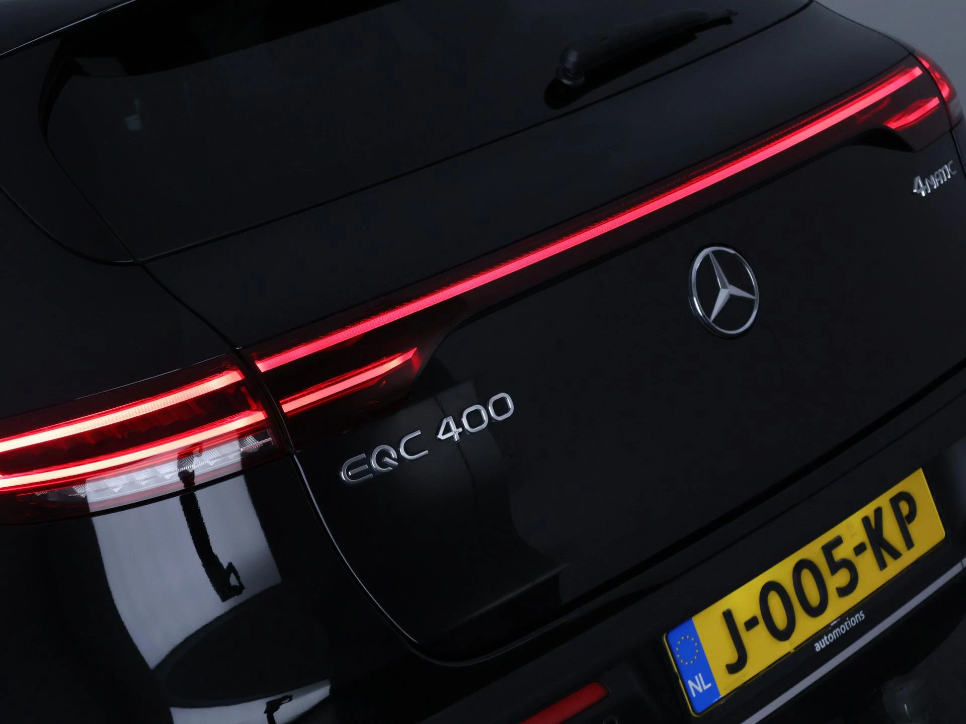 Hoofdafbeelding Mercedes-Benz EQC