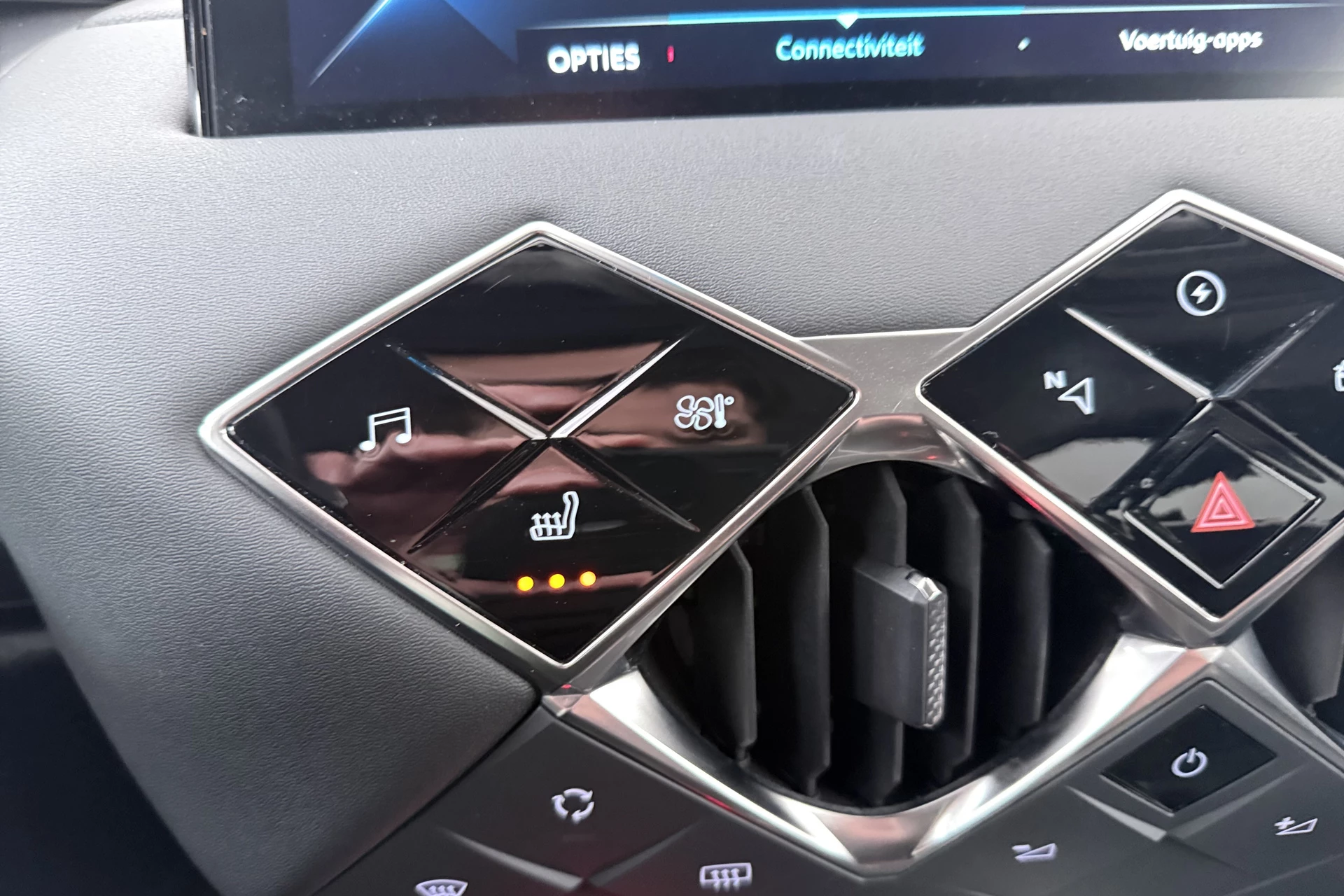 Hoofdafbeelding DS DS 3