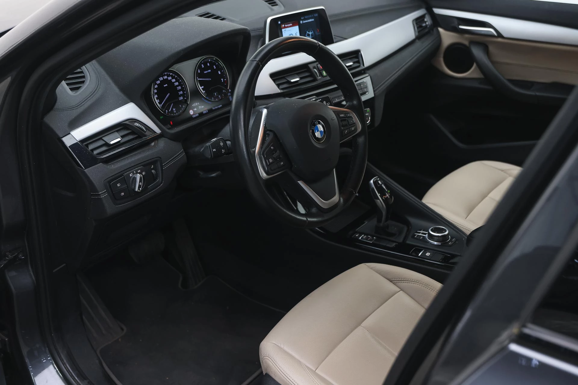 Hoofdafbeelding BMW X2