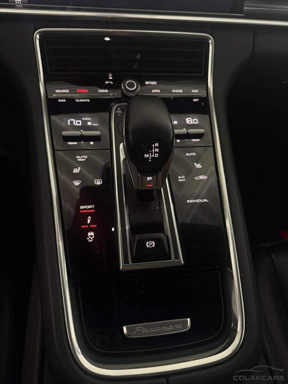 Hoofdafbeelding Porsche Panamera